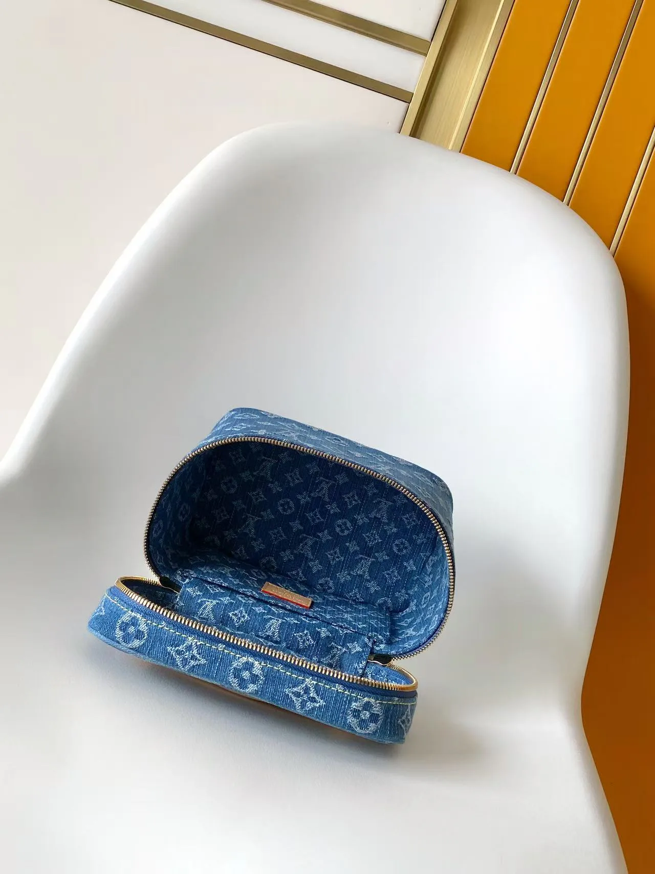 Клатчи Женские Louis Vuitton 11872280