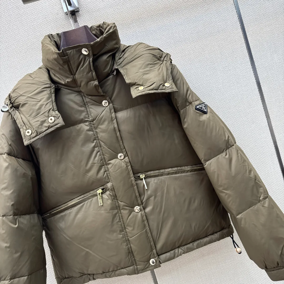 Куртки И Пуховики Женские Prada 18398213
