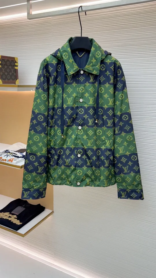 Куртки И Пуховики Мужские Louis Vuitton 8973489