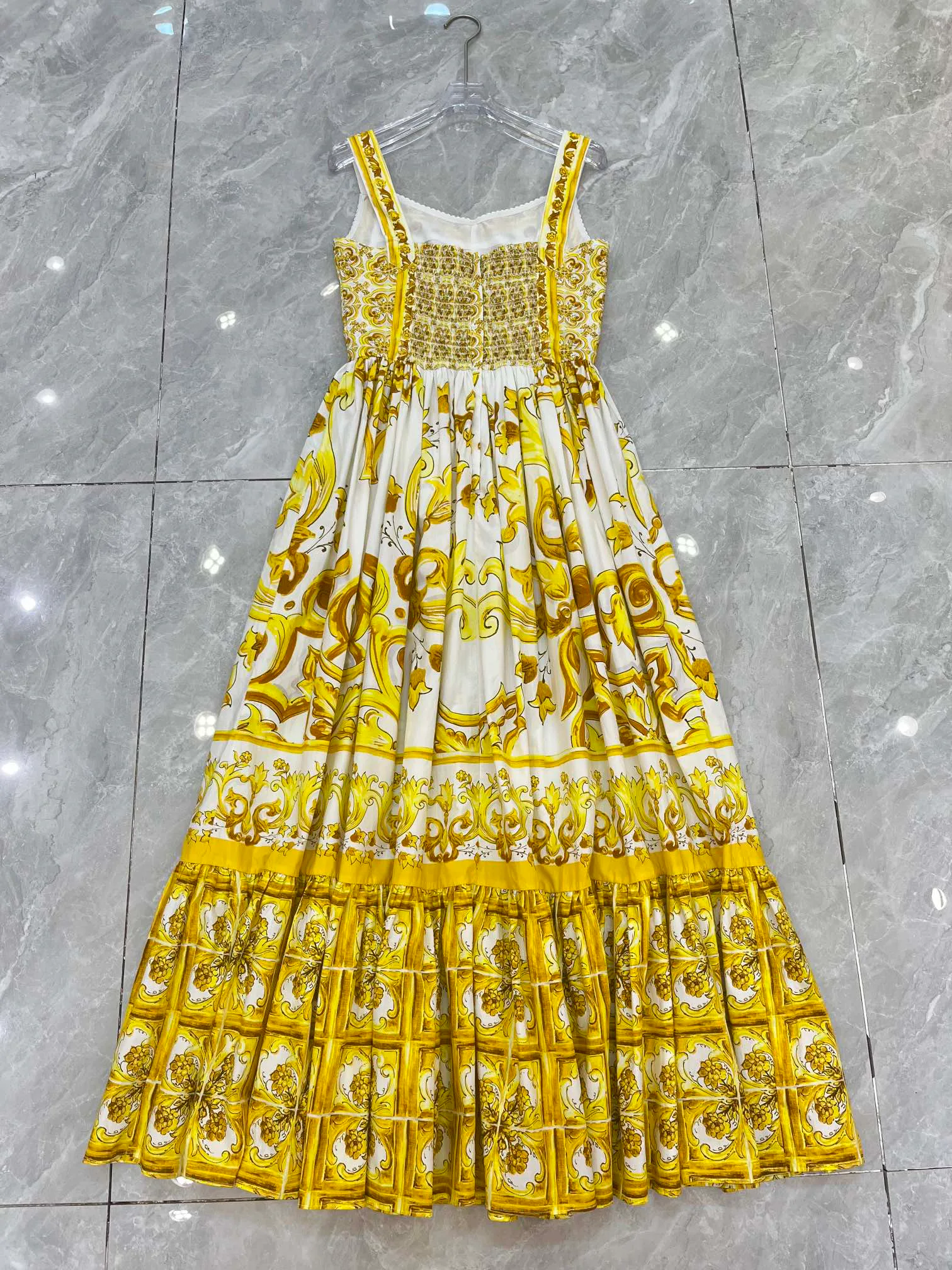 Платья Женские Dolce & Gabbana 16873705