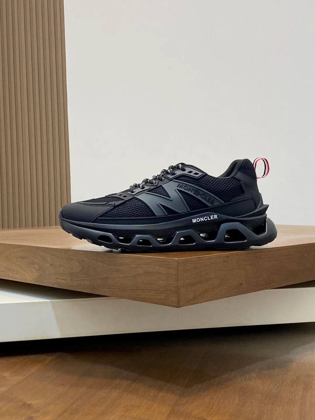 Кроссовки Мужские Moncler 12842866