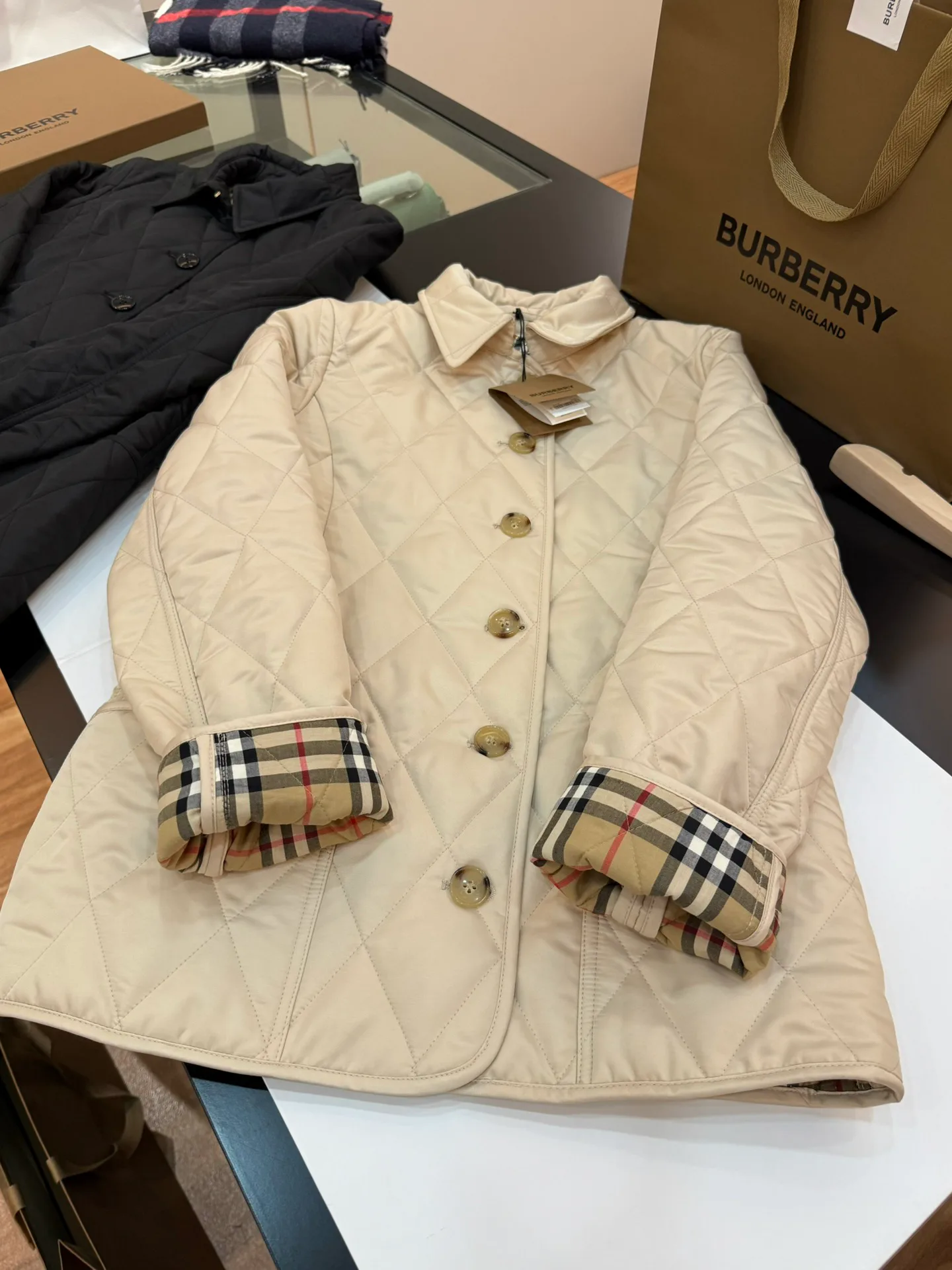 Куртки И Пуховики Женские Burberry 18043710