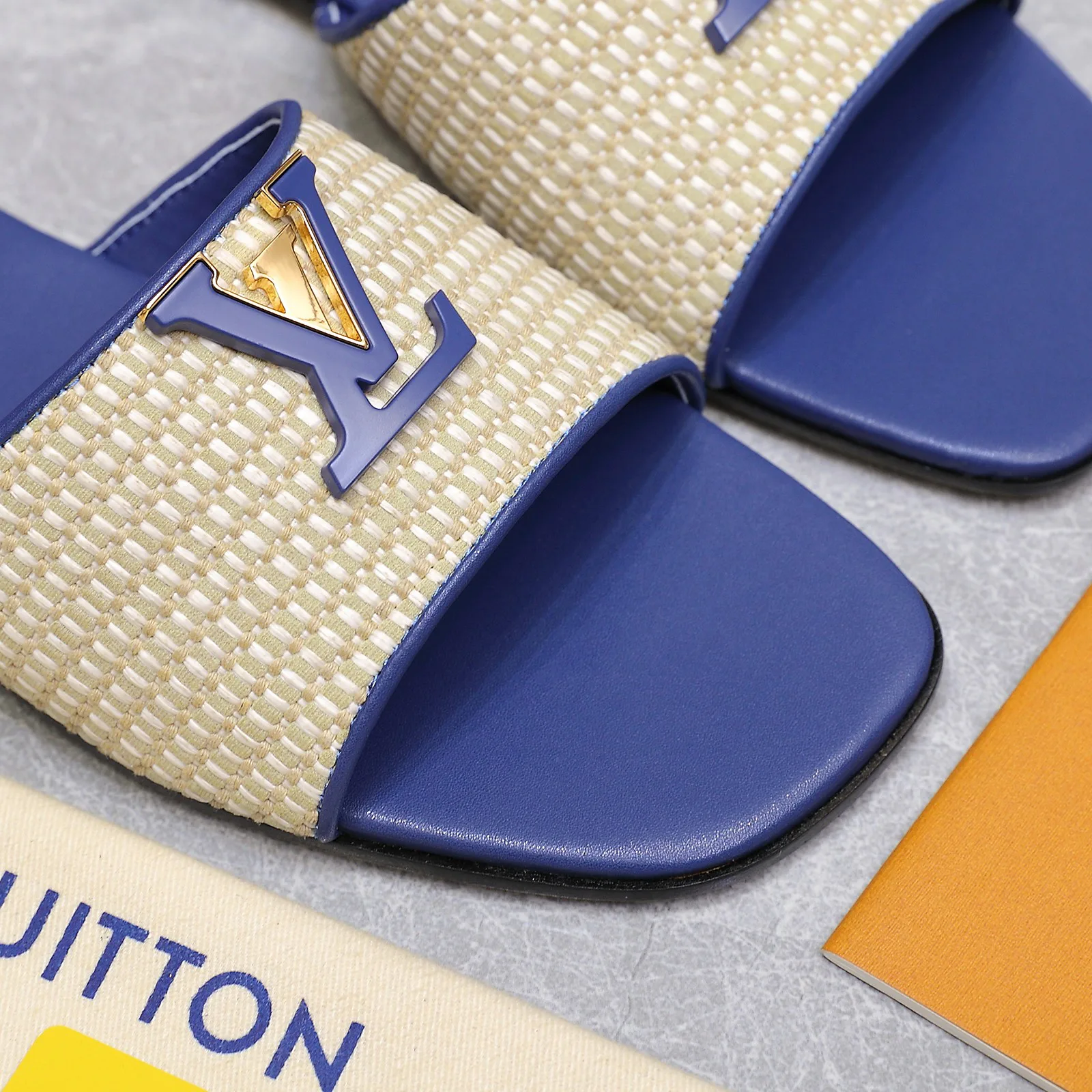 Шлепанцы Женские Louis Vuitton 491969