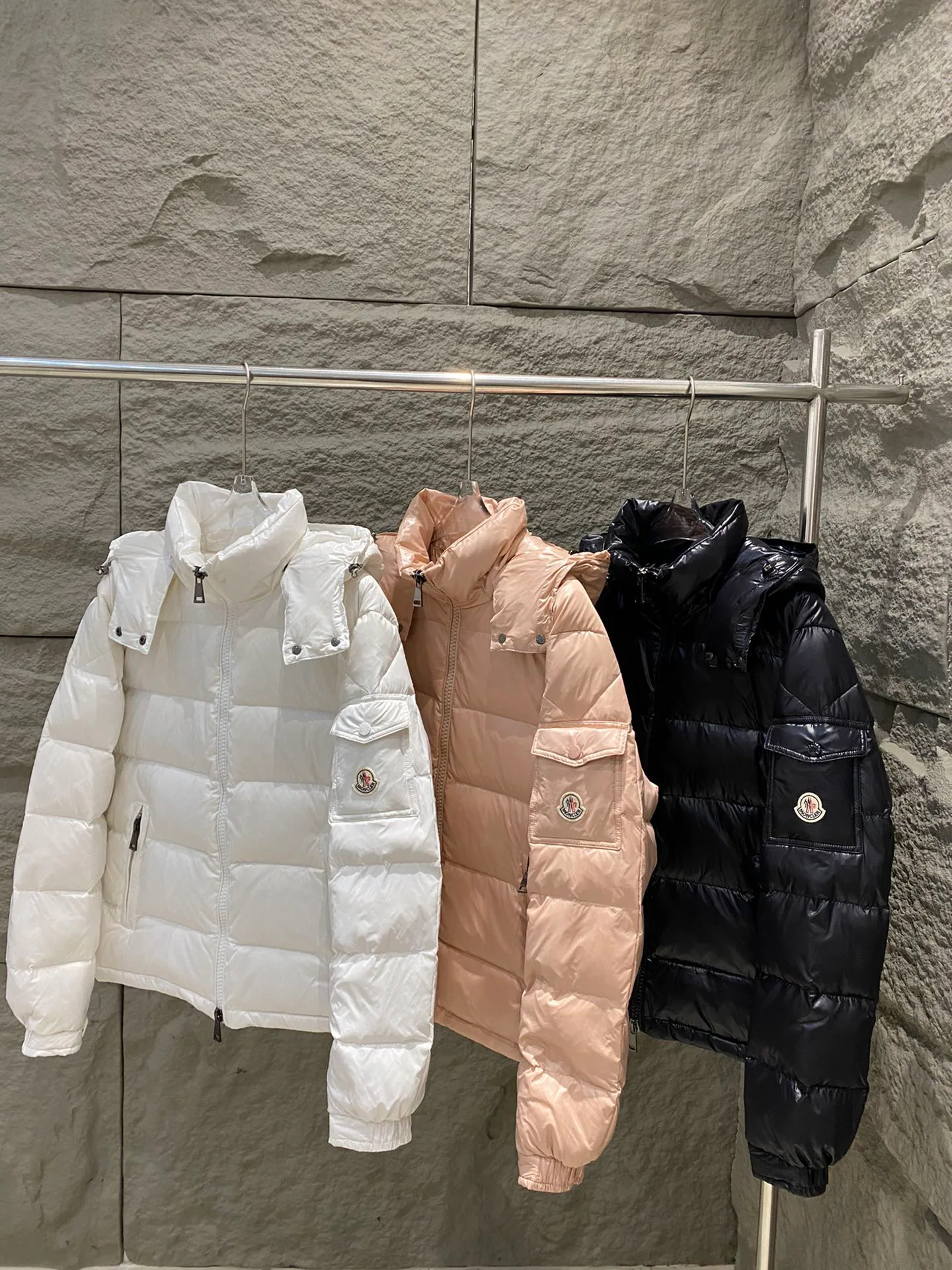 Куртки И Пуховики Женские Moncler 134192