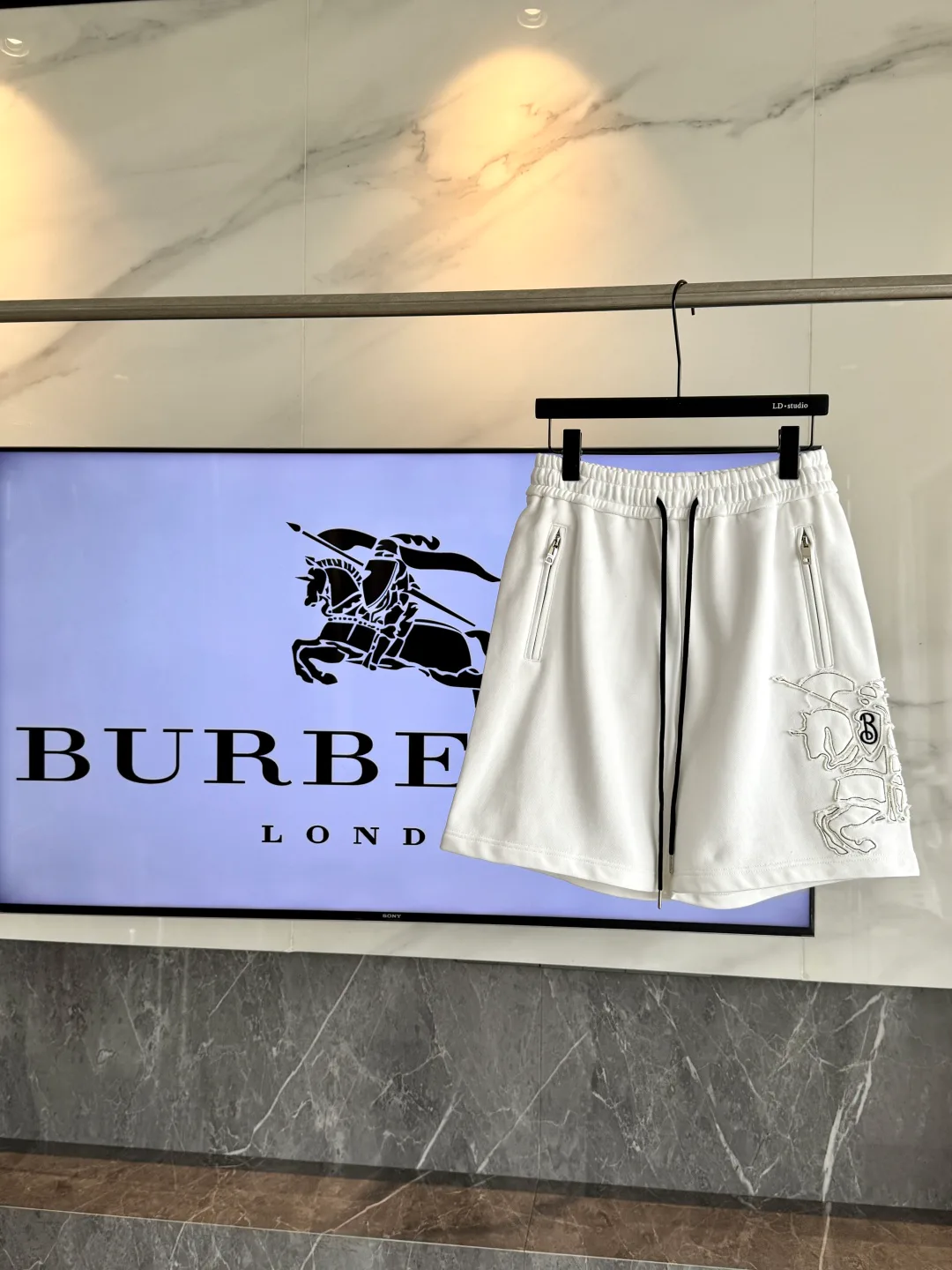 Шорты Женские Burberry 36132