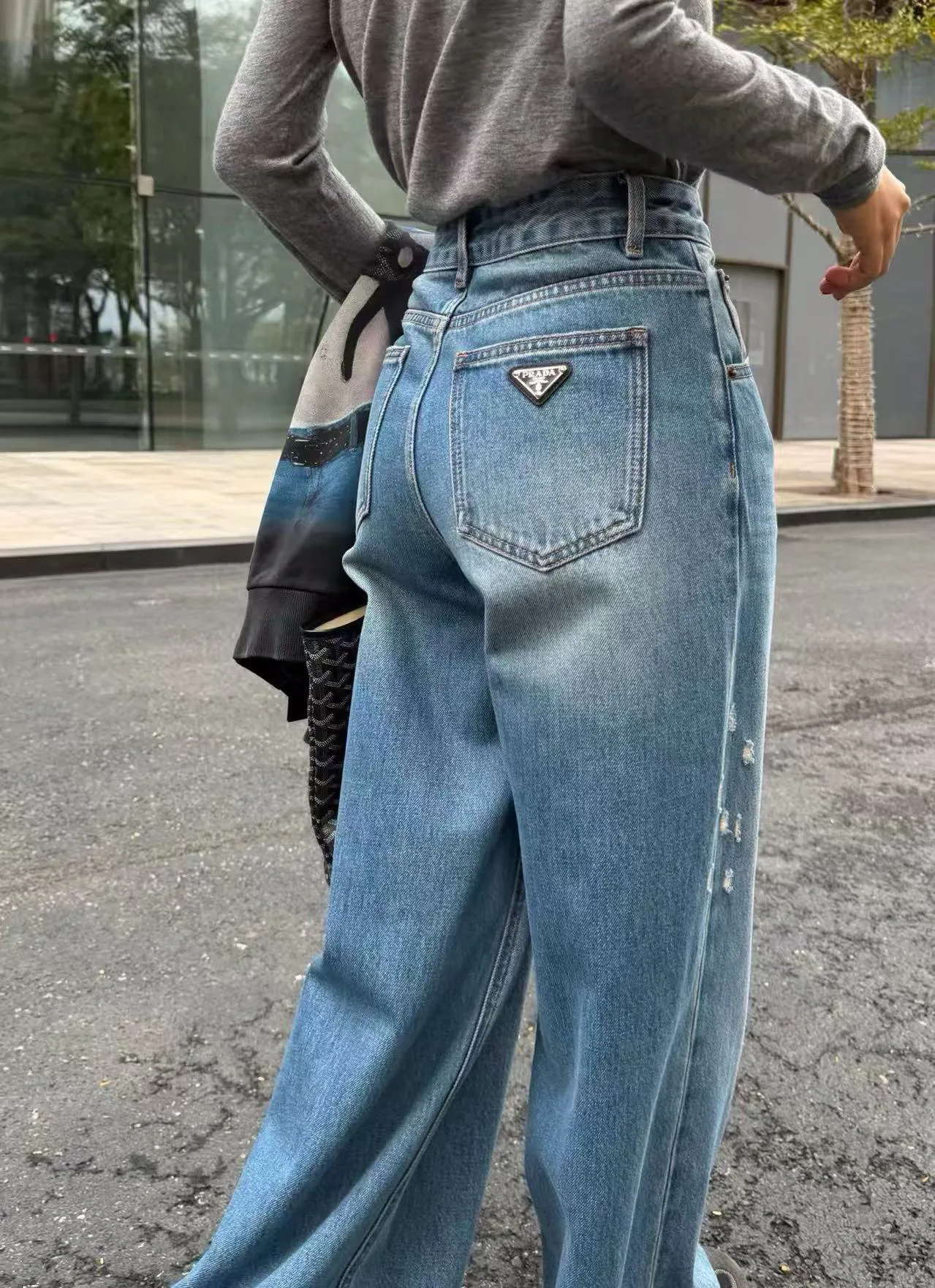 Брюки Женские Prada 11667791