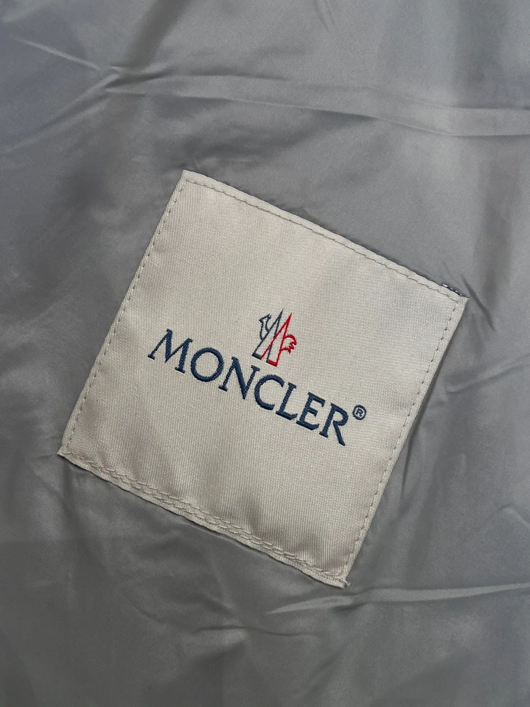 Куртки И Пуховики Мужские Moncler 715913