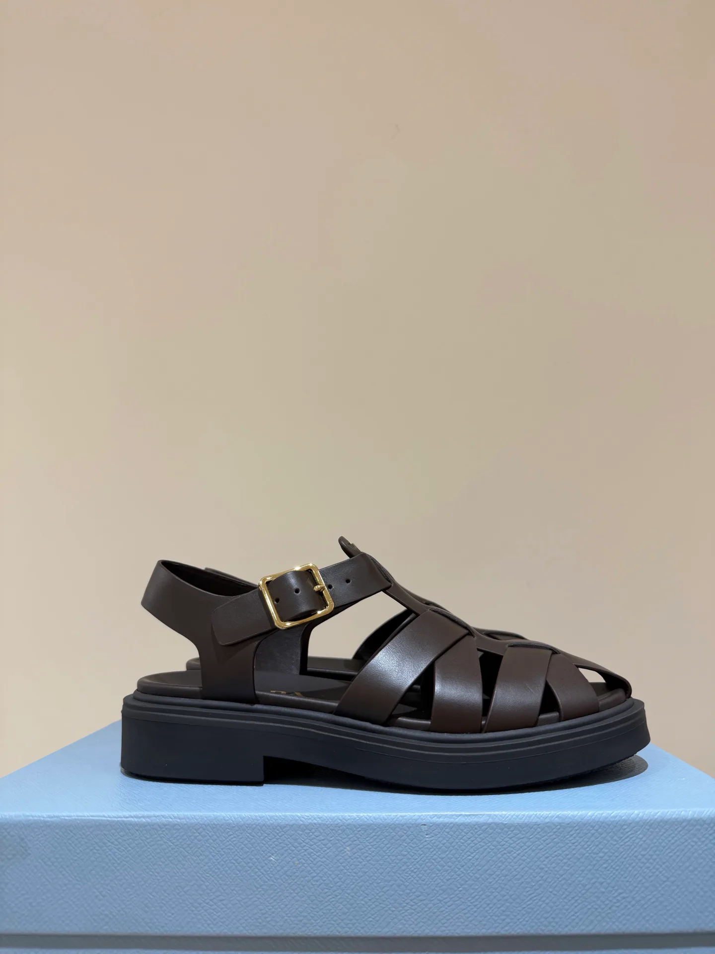 Босоножки Женские Prada 12941378