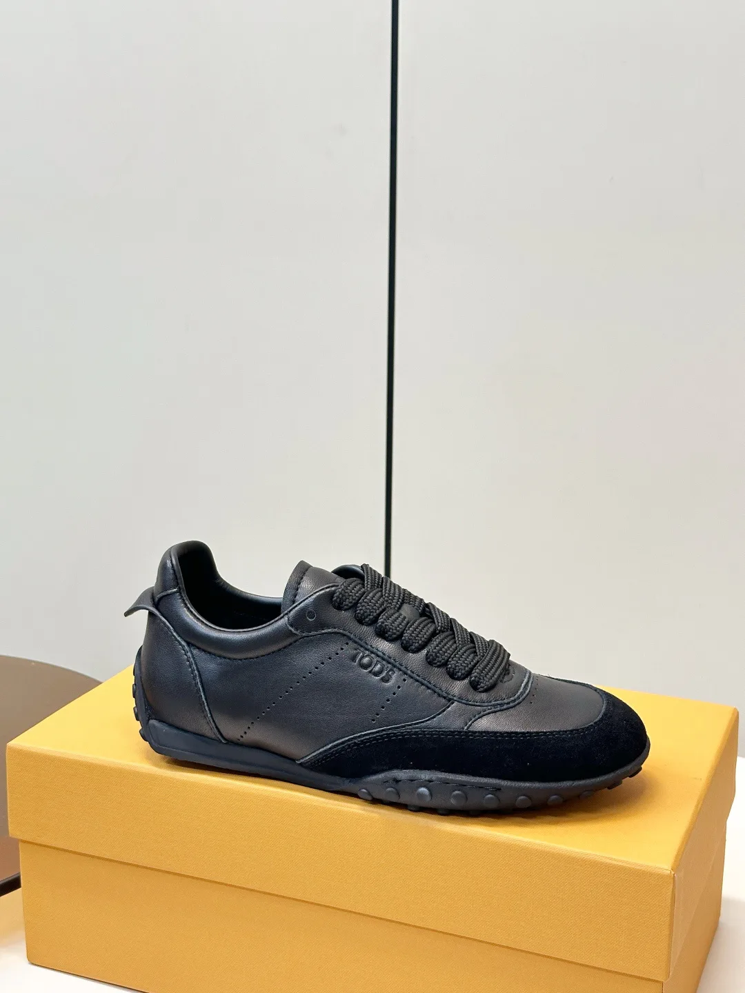 Кроссовки Женские Tod's 18397678