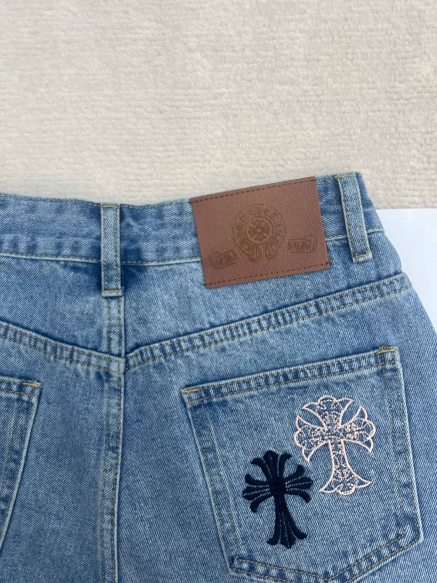 Шорты Женские Chrome Hearts 11688552