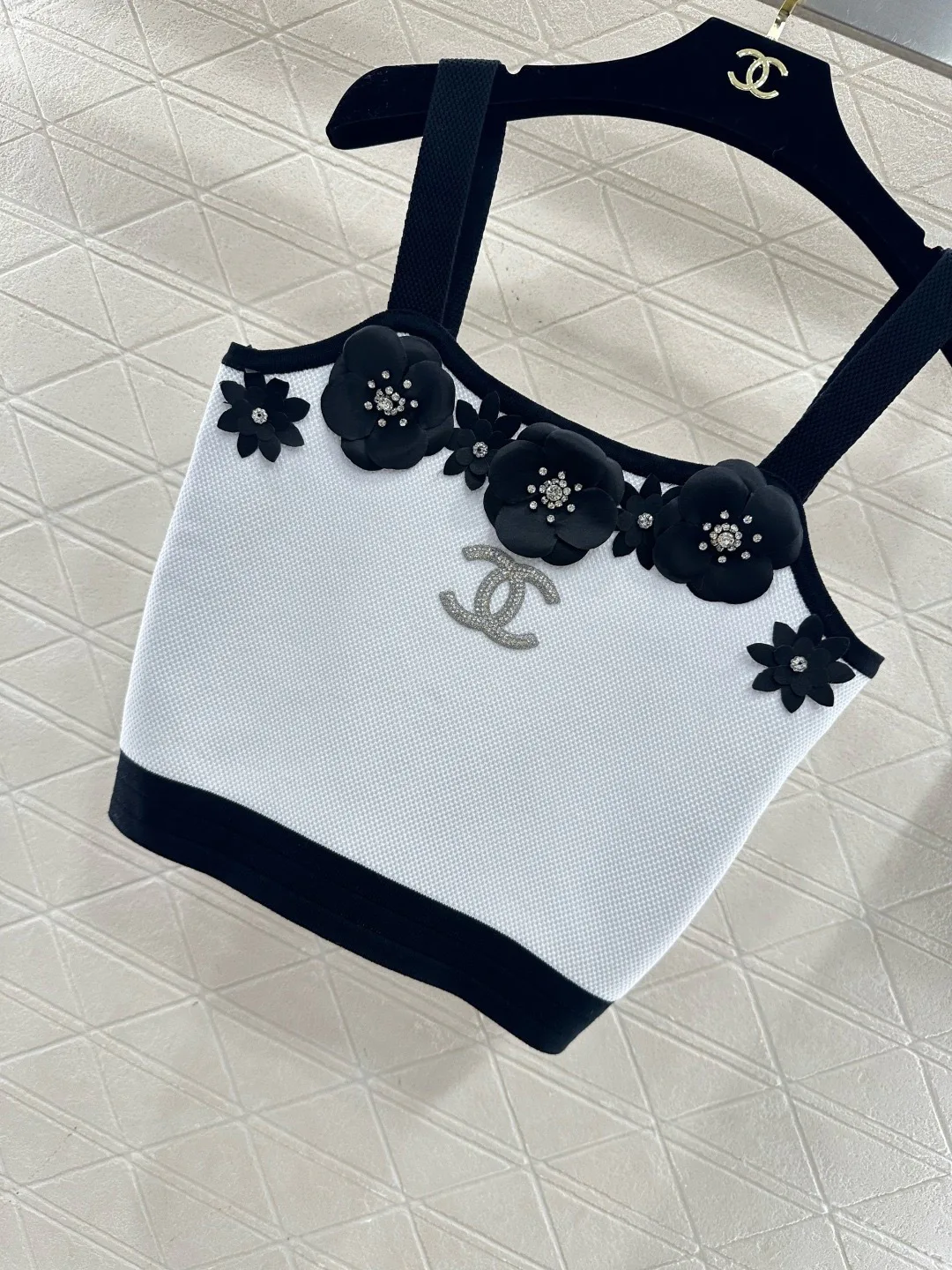 Жилеты Женские Chanel 1584243