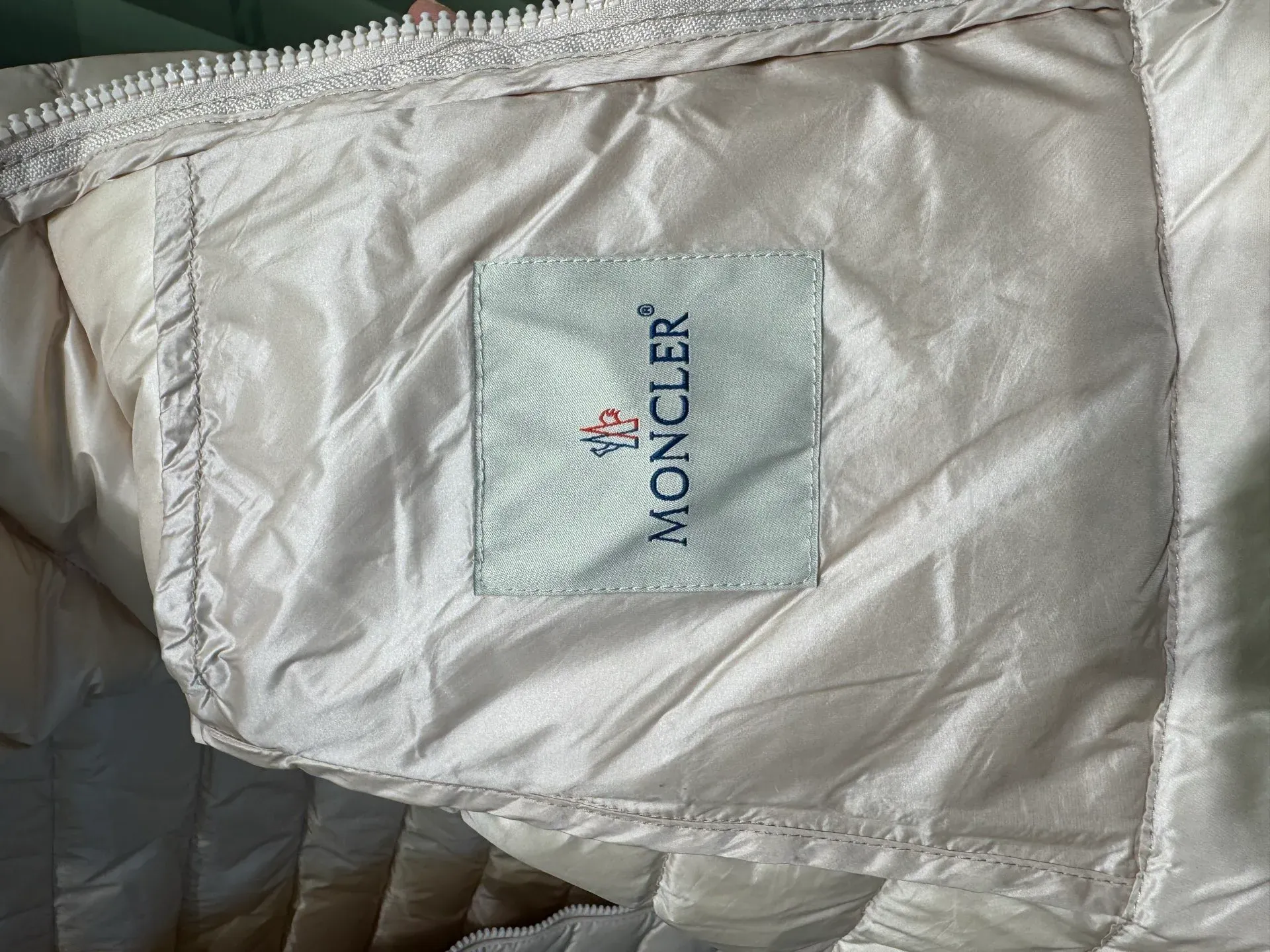 Куртки И Пуховики Женские Moncler 1223251