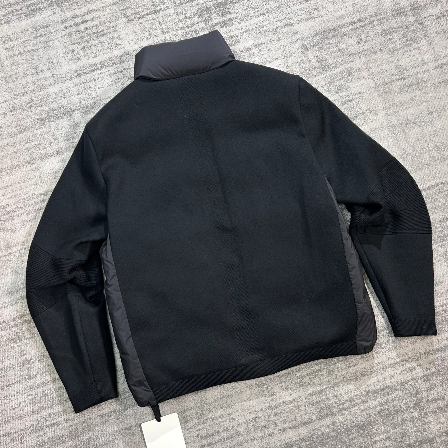 Куртки И Пуховики Женские Moncler 18134219