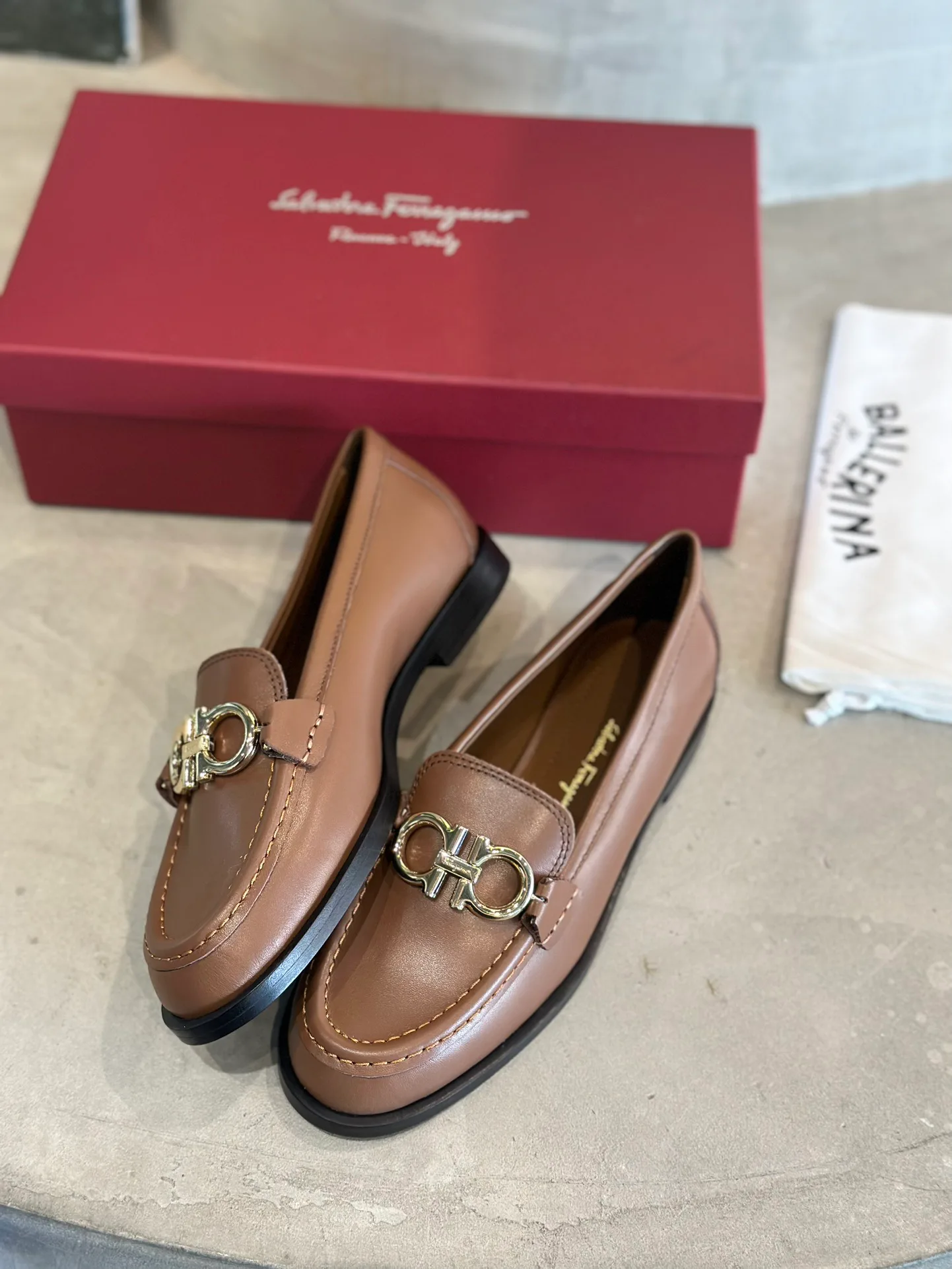 Лоферы И Мокасины Женские Salvatore Ferragamo 13368412