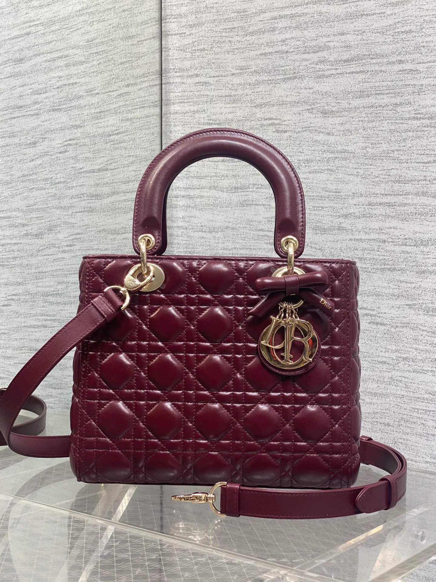 Классические Сумки Женские Christian Dior 17601479