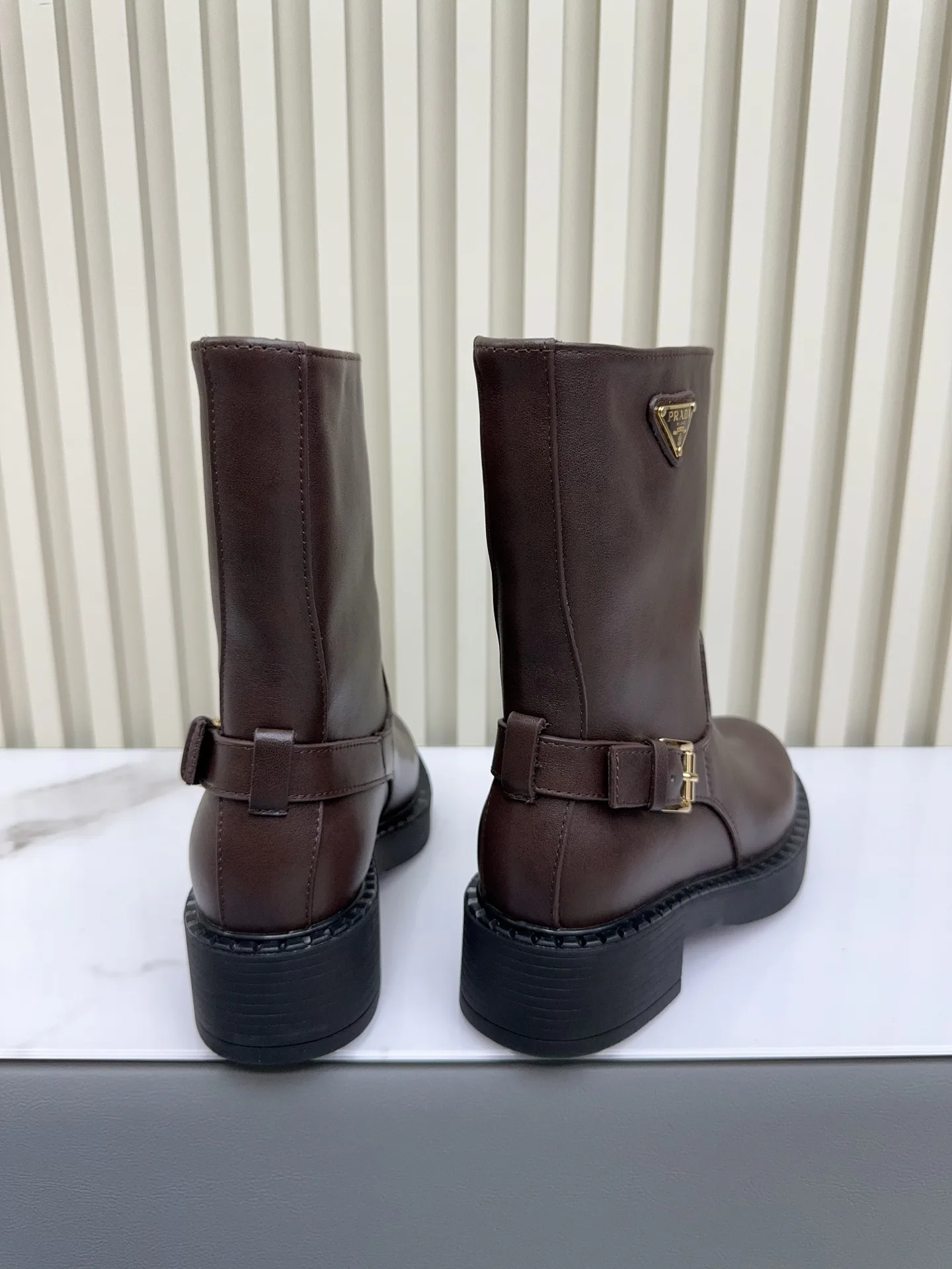 Ботинки Женские Prada 18449783
