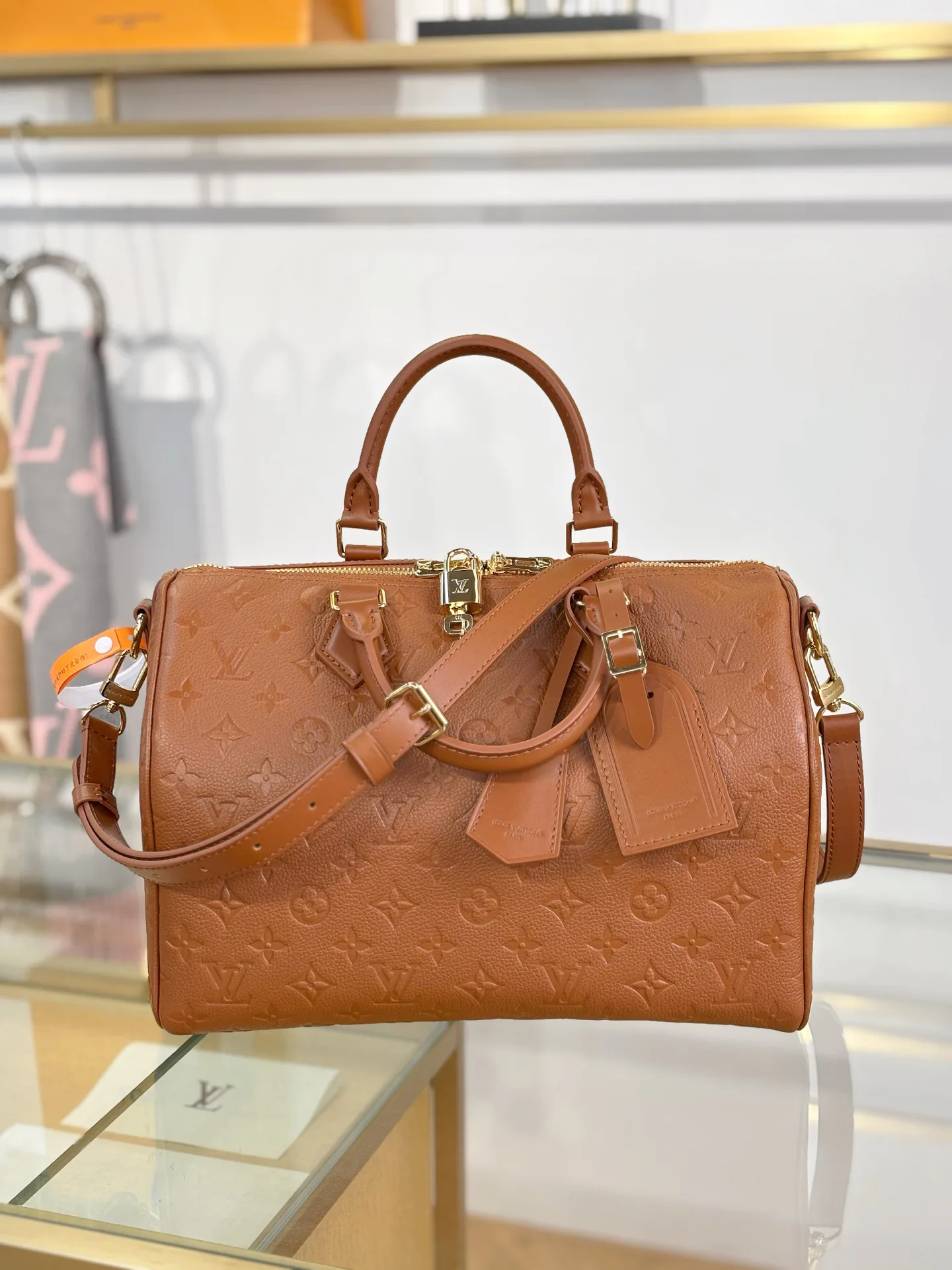 Классические Сумки Женские Louis Vuitton 17979859
