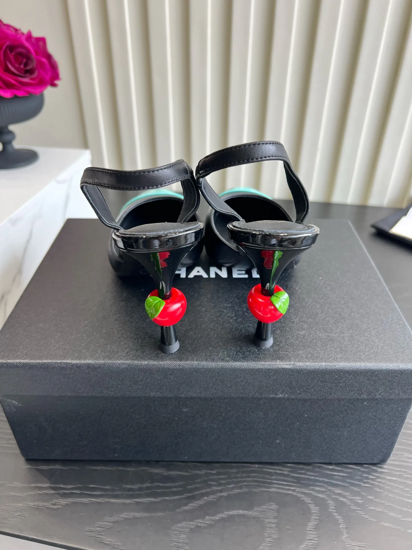Босоножки Женские Chanel 16954202