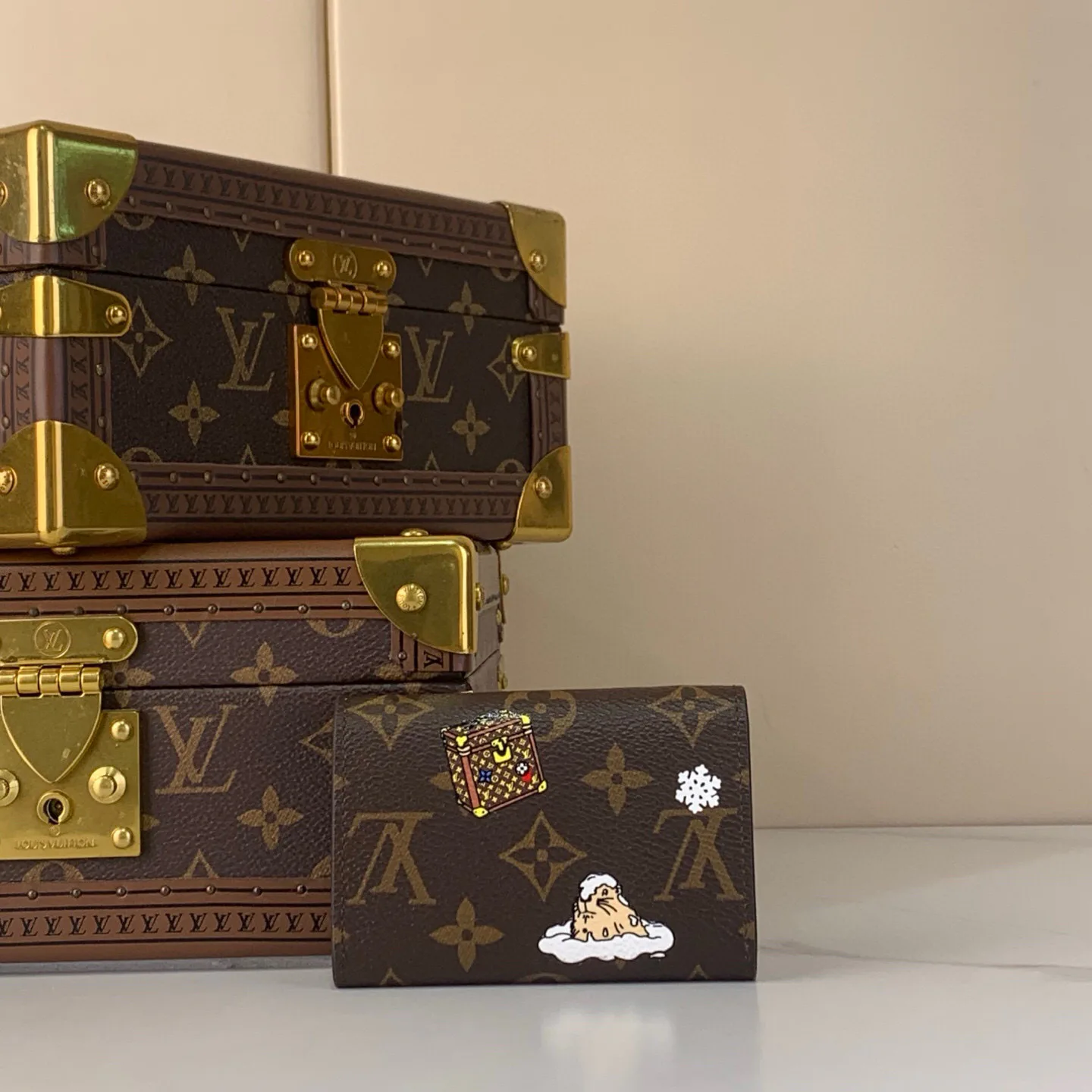 Кошельки Louis Vuitton 256459