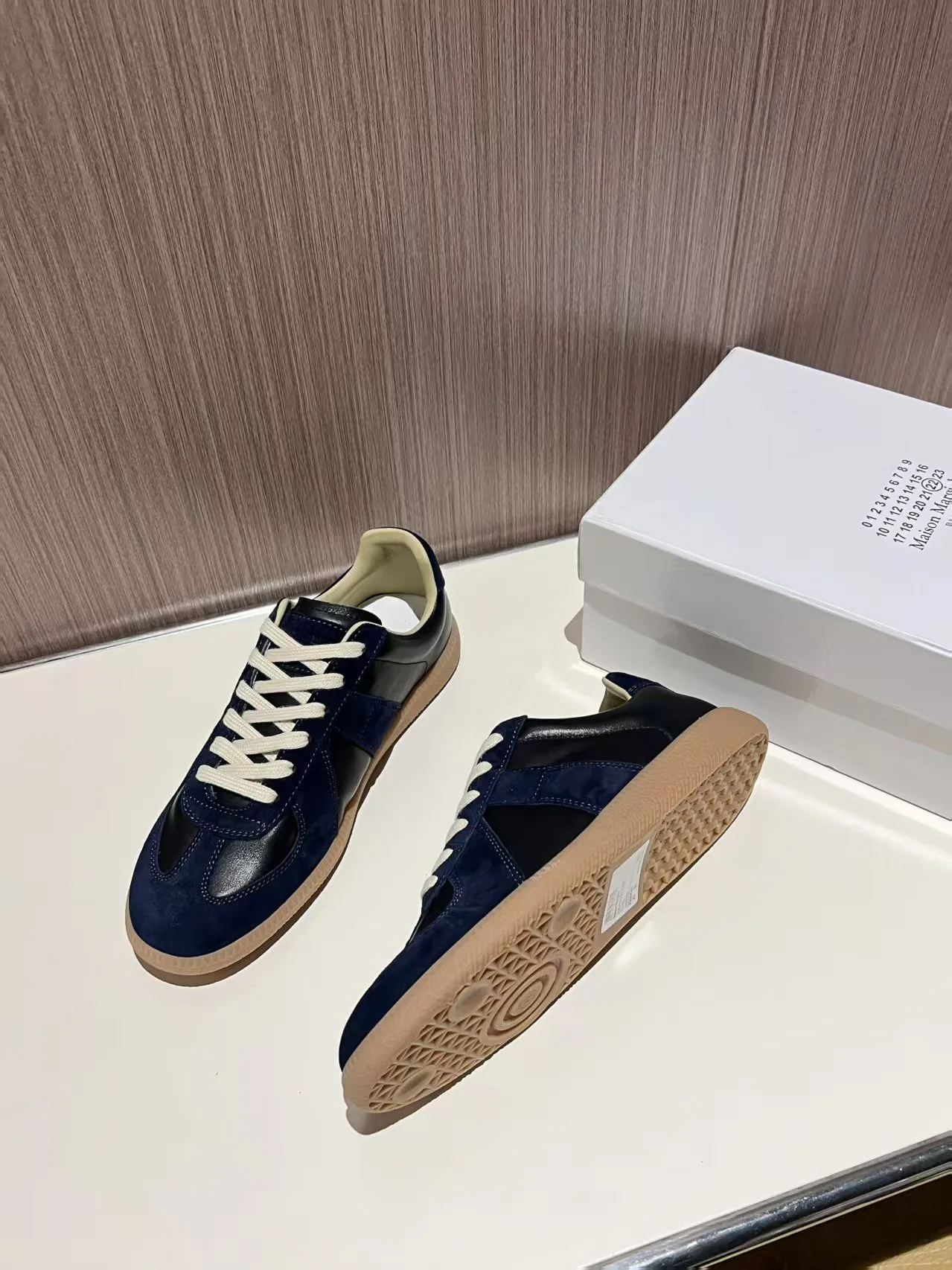 Кроссовки Мужские Maison Margiela 13182416