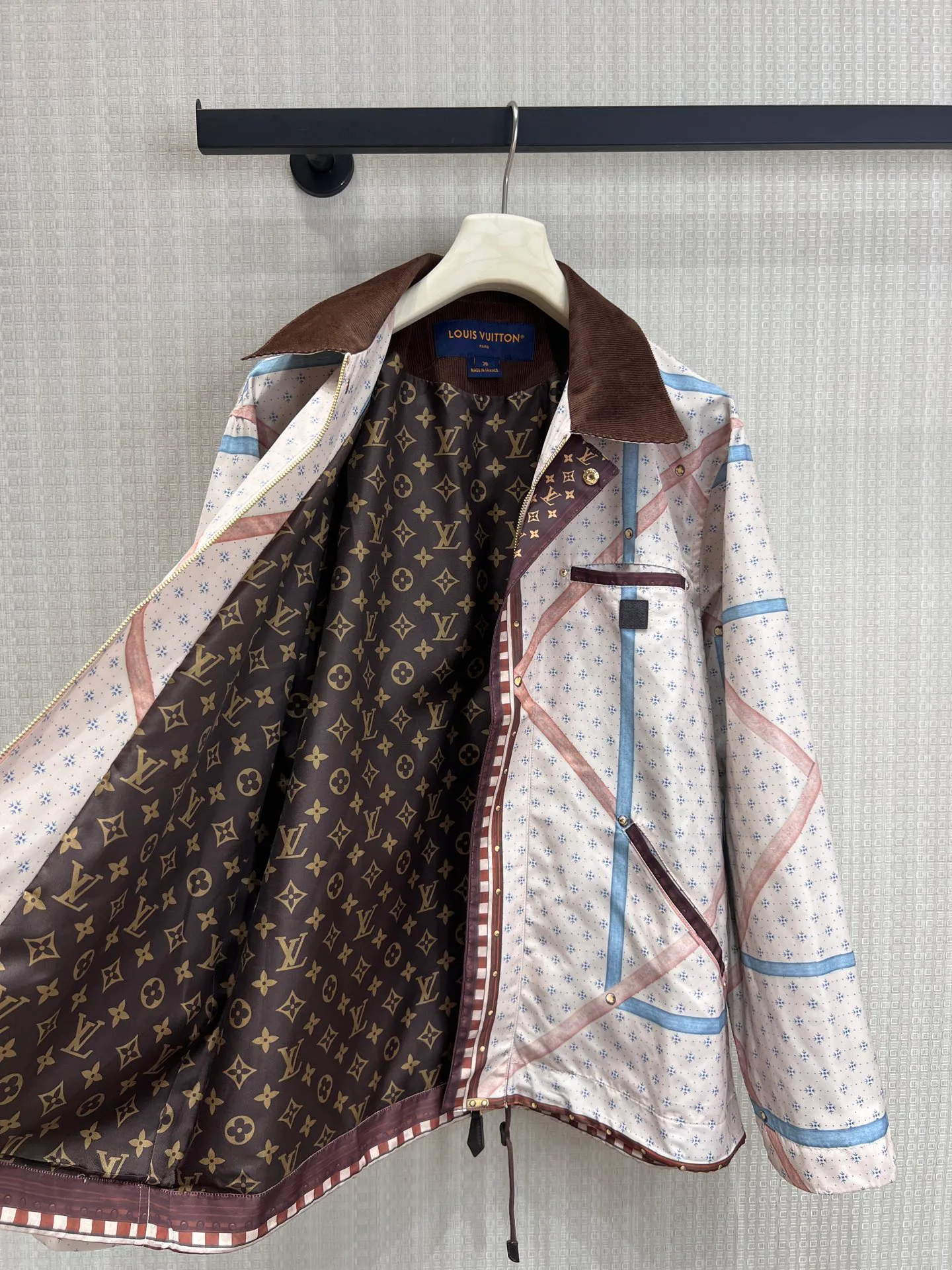 Куртки И Пуховики Женские Louis Vuitton 14164165