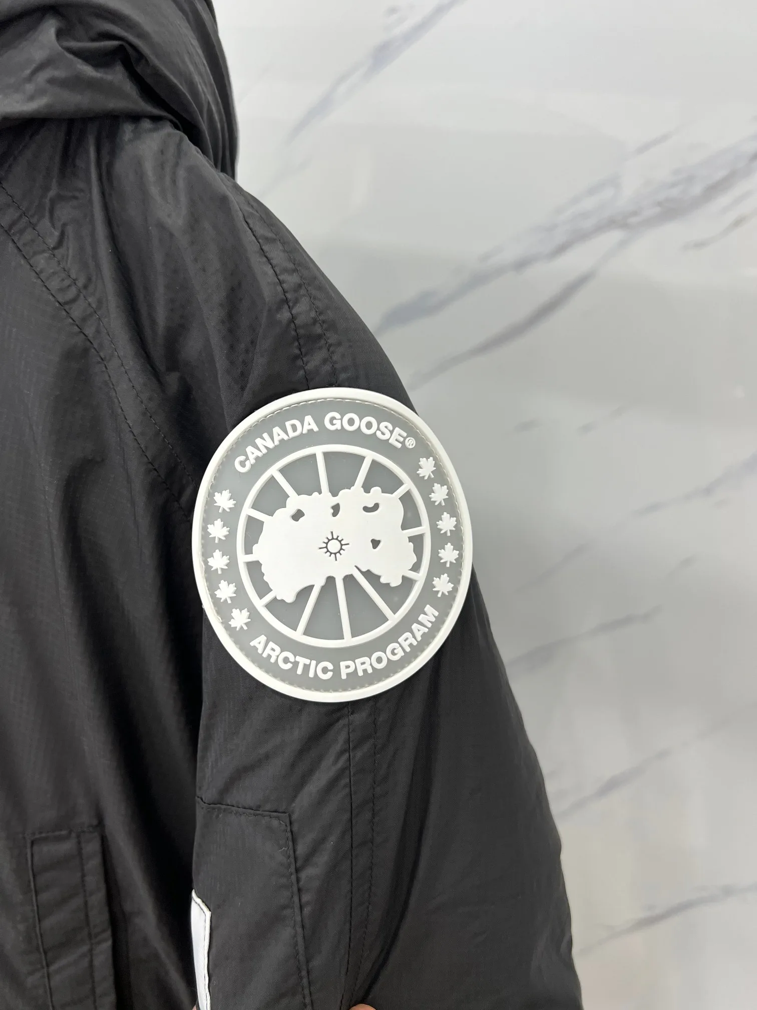 Куртки И Пуховики Женские Canada Goose 1657460