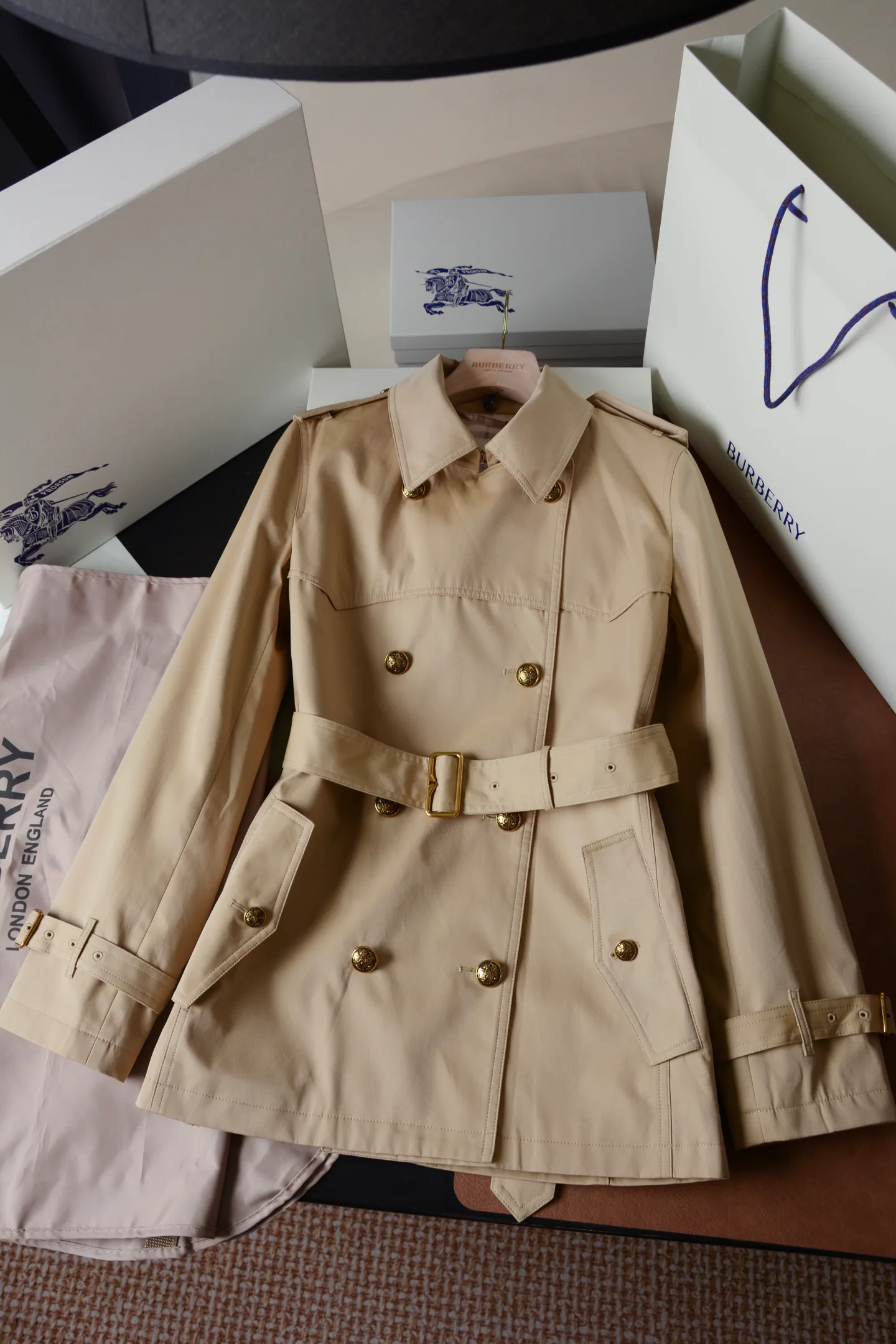 Тренчи Женские Burberry 17906695