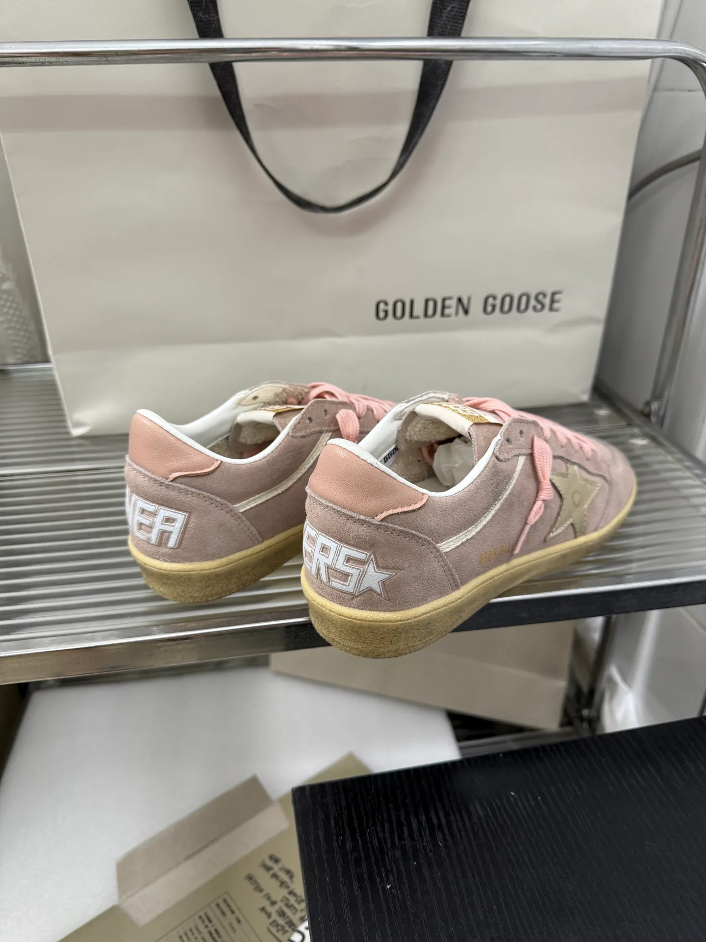 Кроссовки Женские Golden Goose 18211935