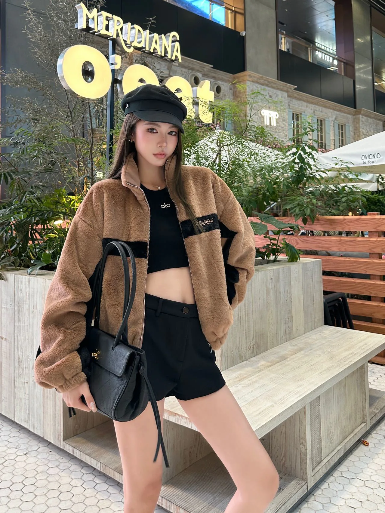 Куртки И Пуховики Женские Saint Laurent 18814761