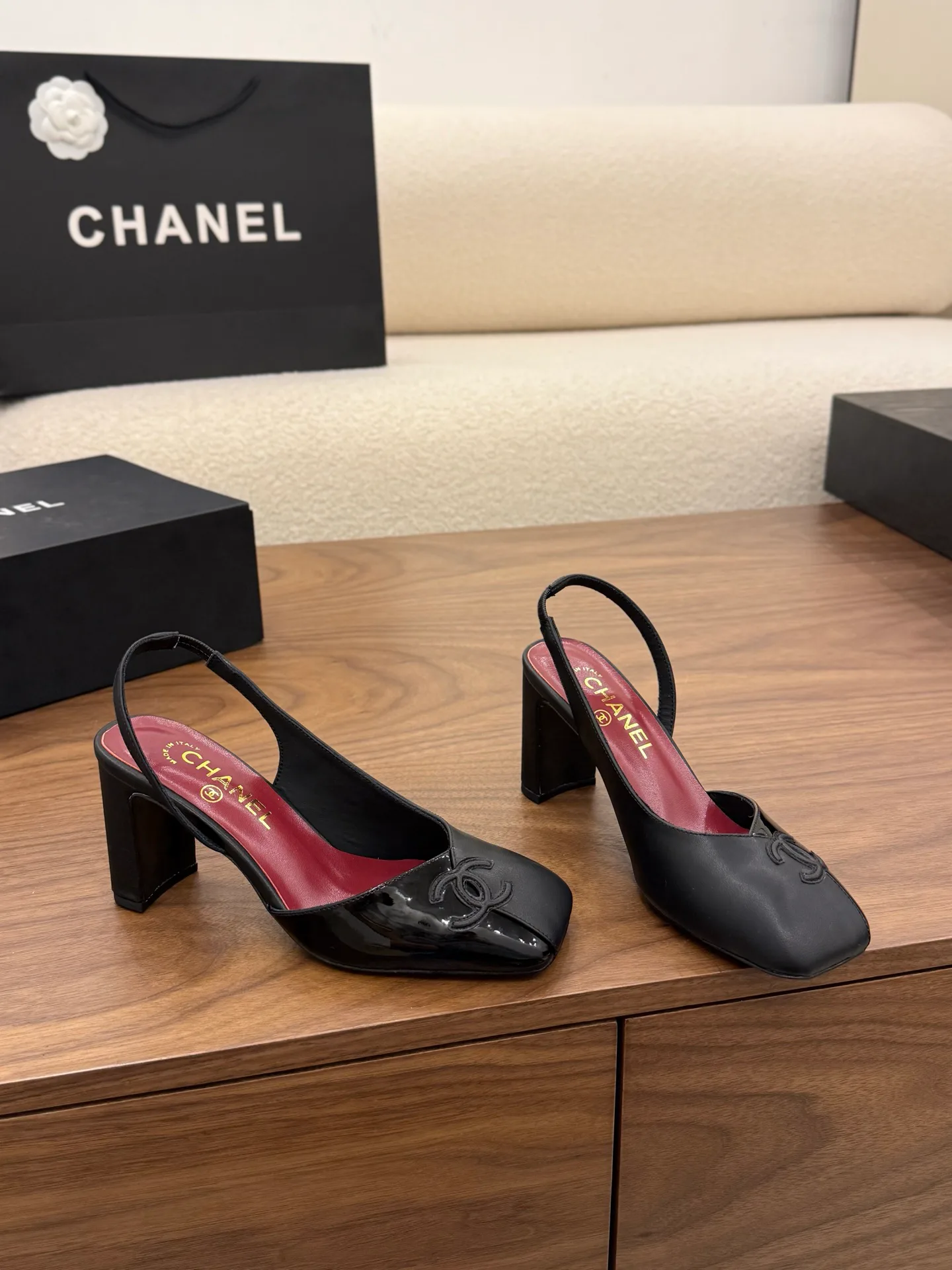 Босоножки Женские Chanel 11676327