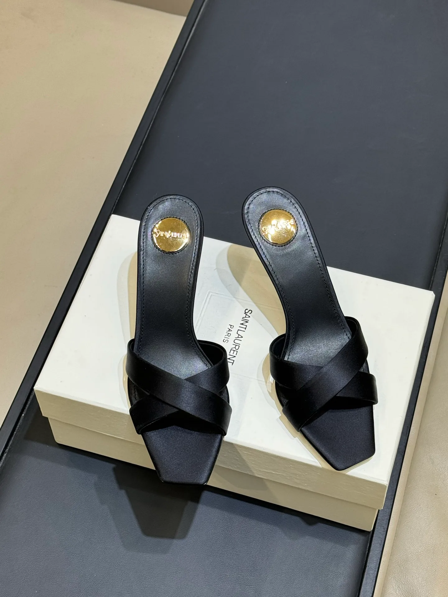 Босоножки Женские Saint Laurent 11892867