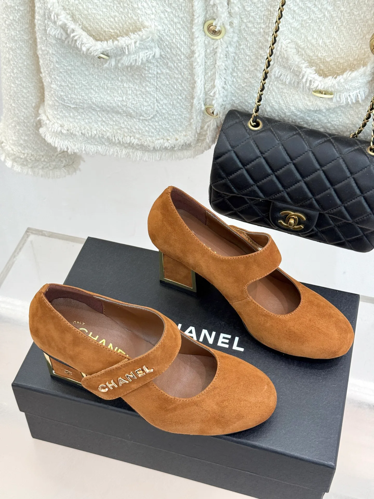 Туфли Женские Chanel 18092668