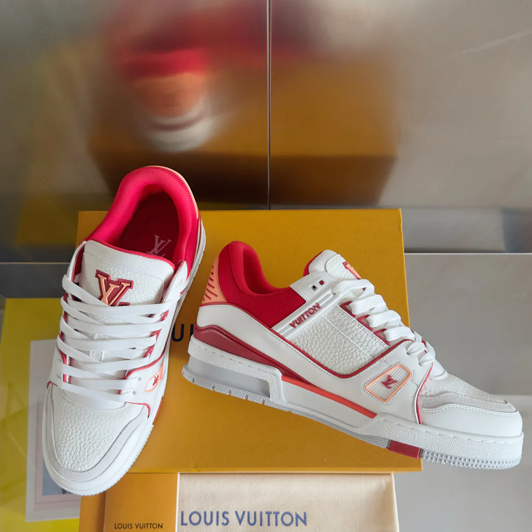 Кроссовки Женские Louis Vuitton 10646334