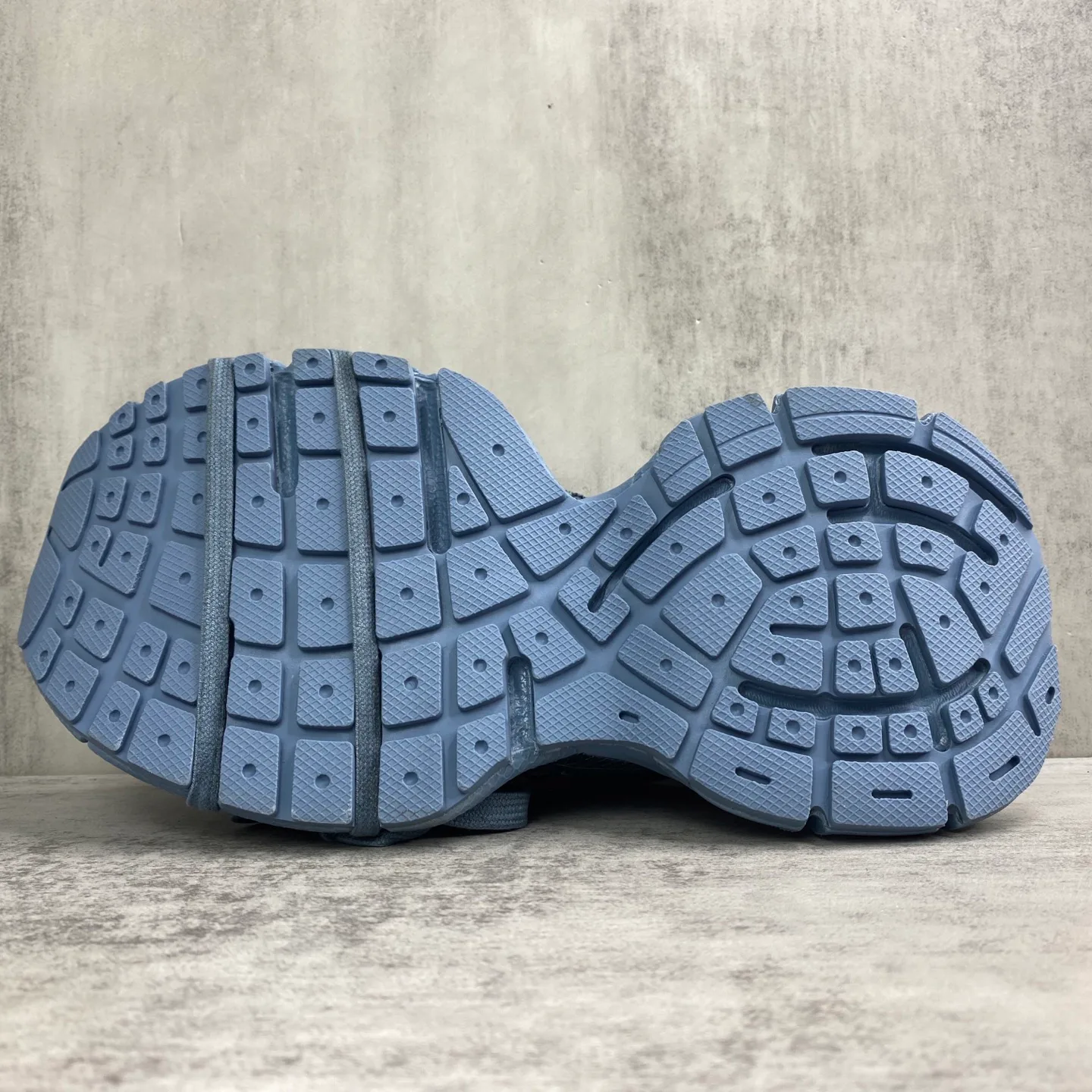 Кроссовки Женские Balenciaga 11102644