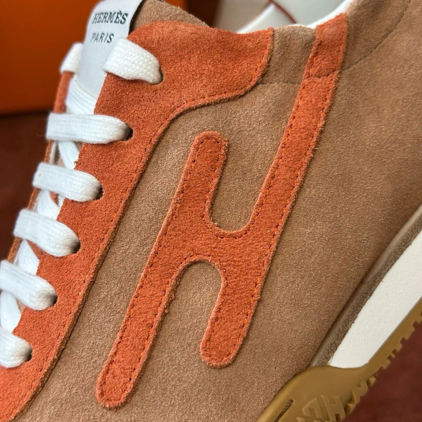 Кроссовки Женские Hermes 22369