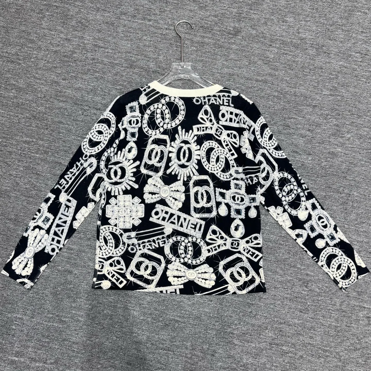 Джемперы И Свитеры Женские Chanel 11762886