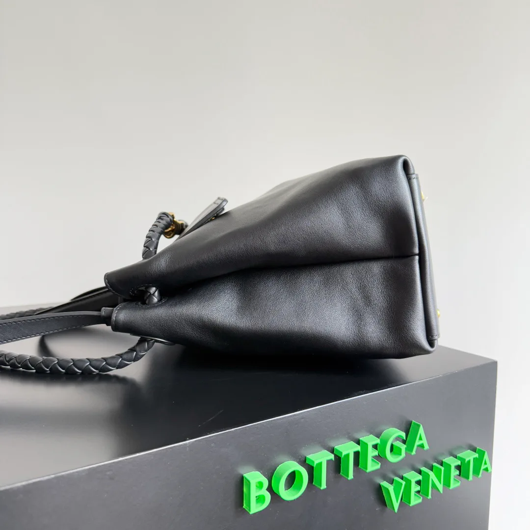 Классические Сумки Женские Bottega Veneta 16878916