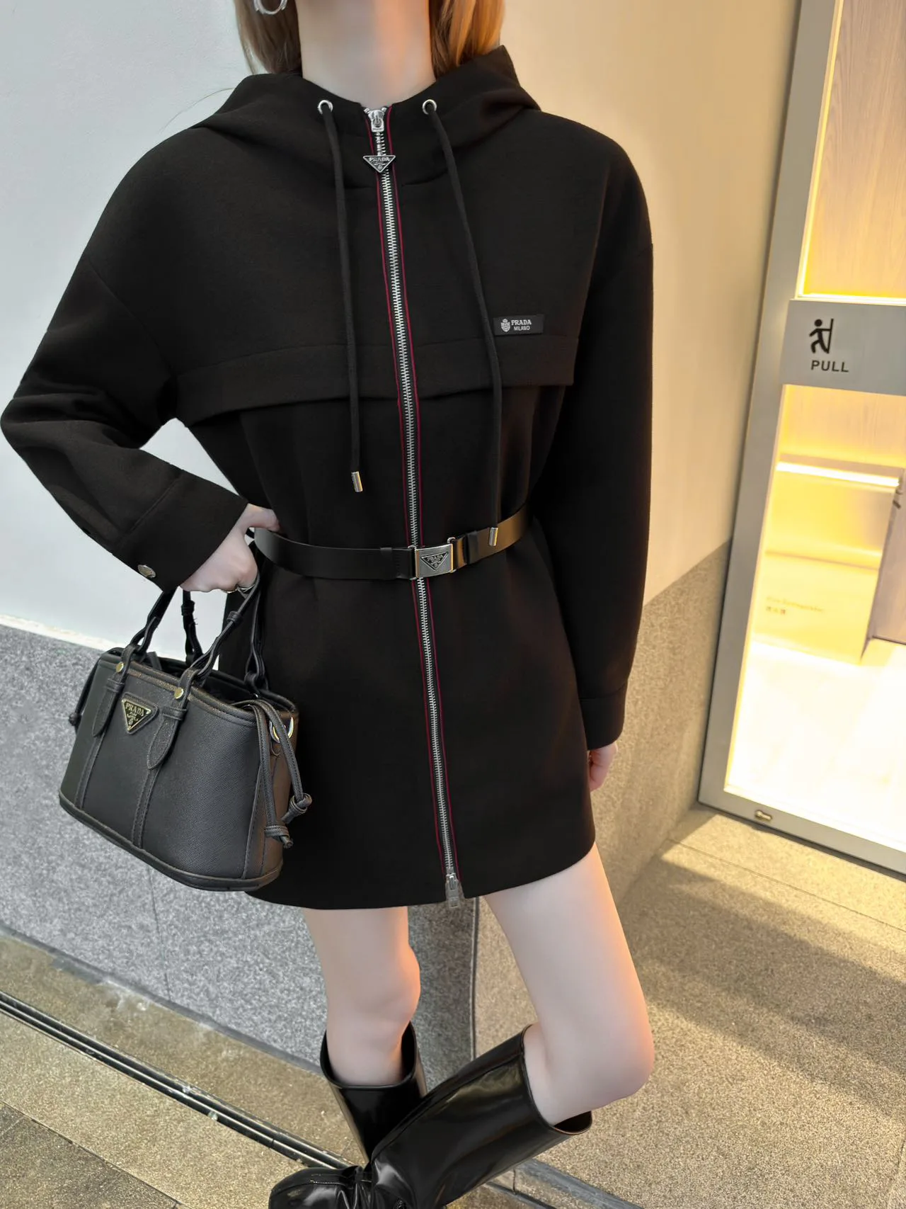 Куртки И Пуховики Женские Prada 550460