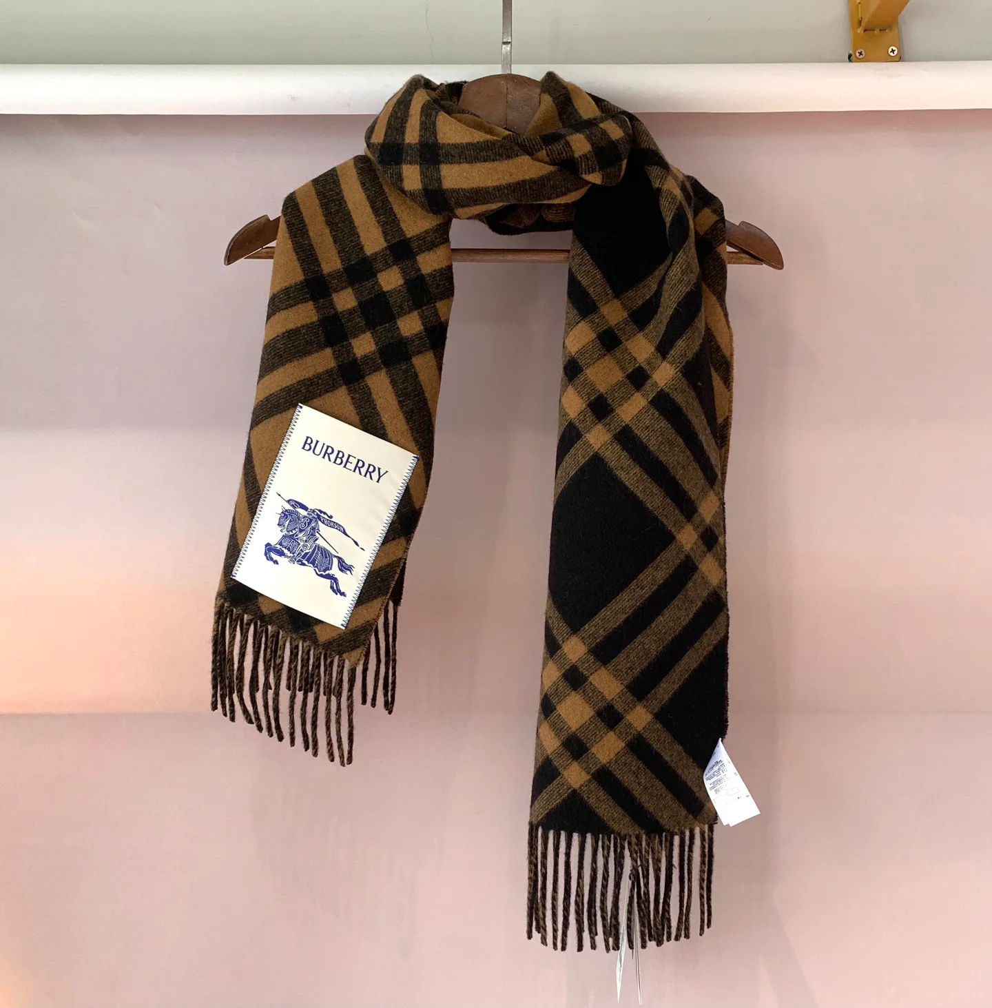 Шарфы Burberry 5944072