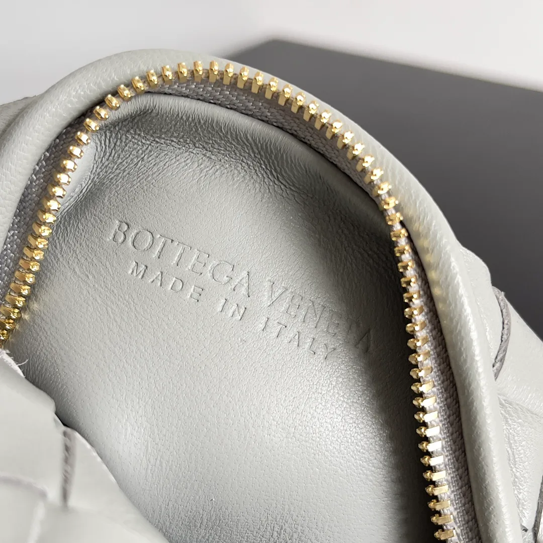 Классические Сумки Женские Bottega Veneta 13379689