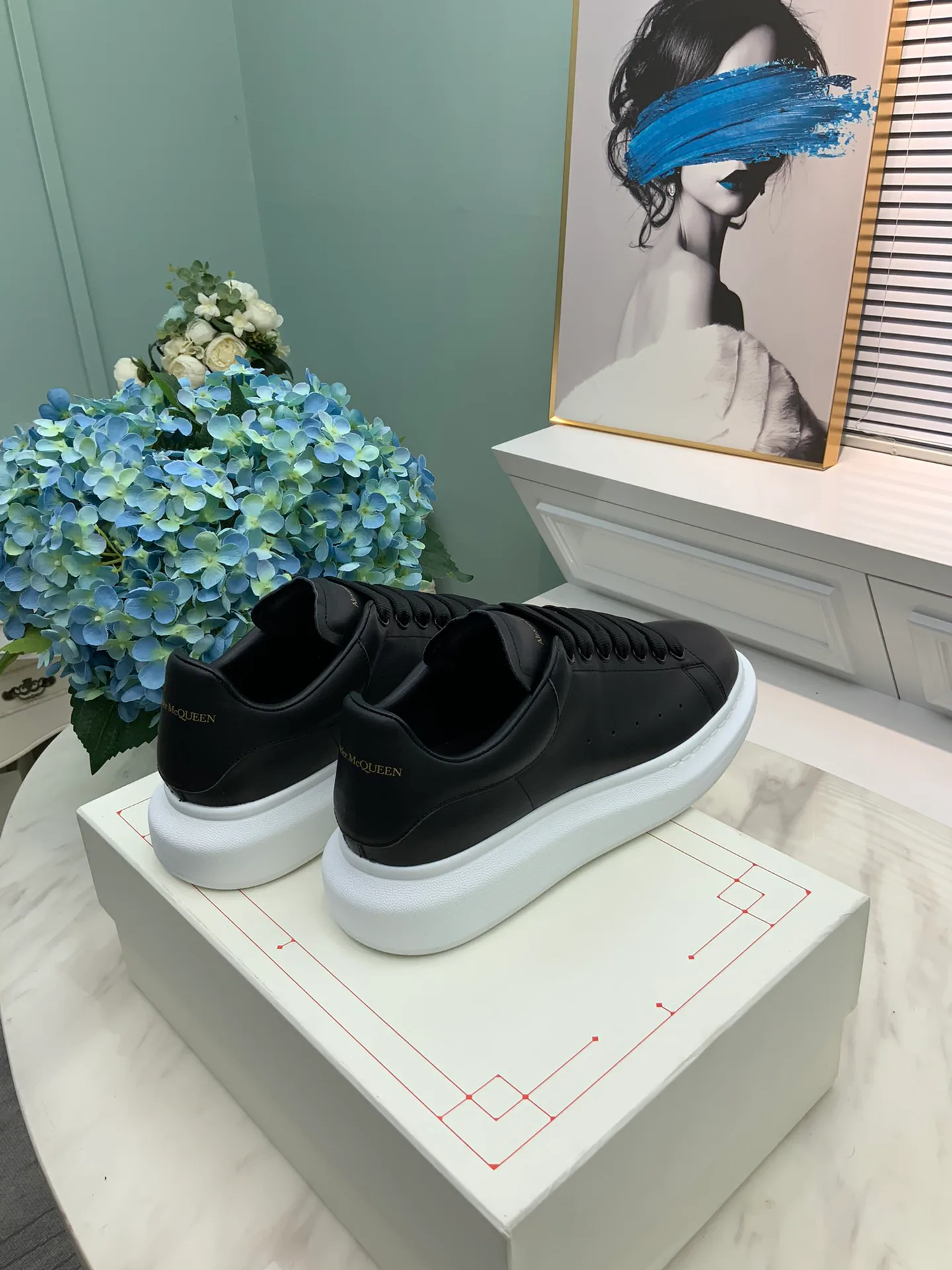 Кроссовки Женские Alexander Mcqueen 18373673