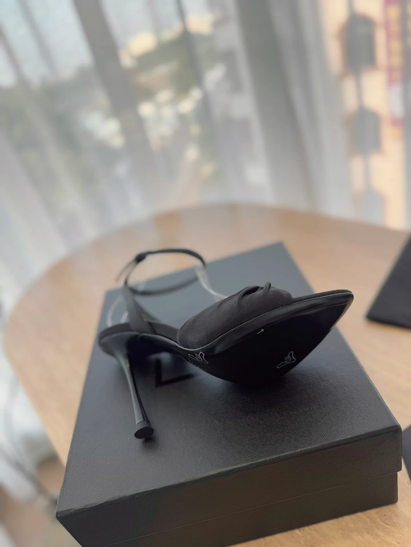 Босоножки Женские Saint Laurent 12833