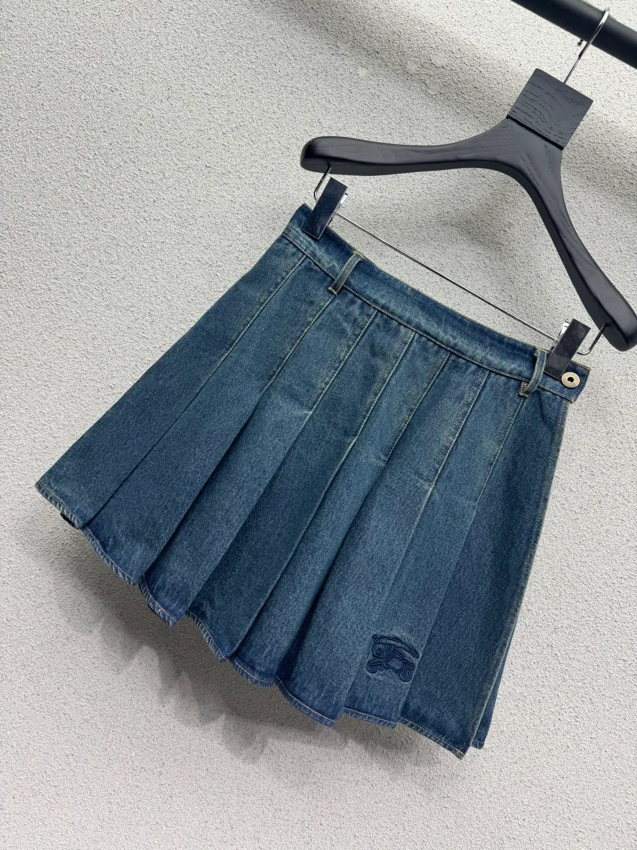 Юбки Женские Burberry 18184326