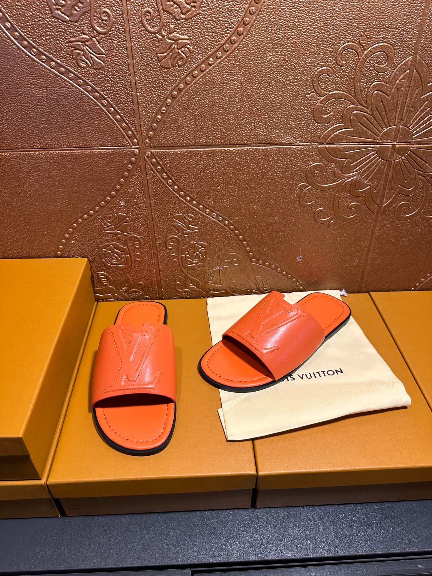 Шлепанцы Мужские Louis Vuitton 11488092