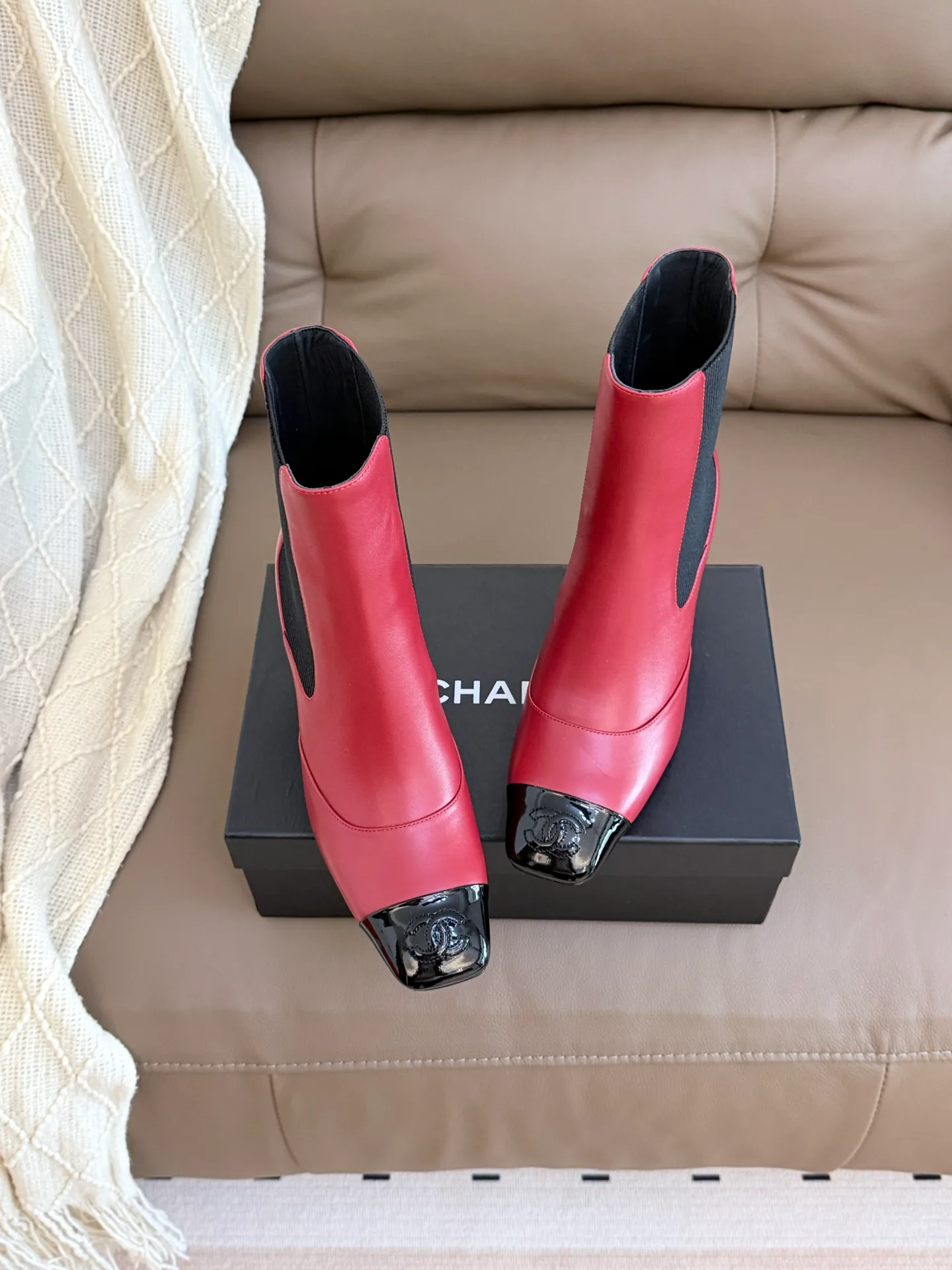 Ботильоны Женские Chanel 18638240
