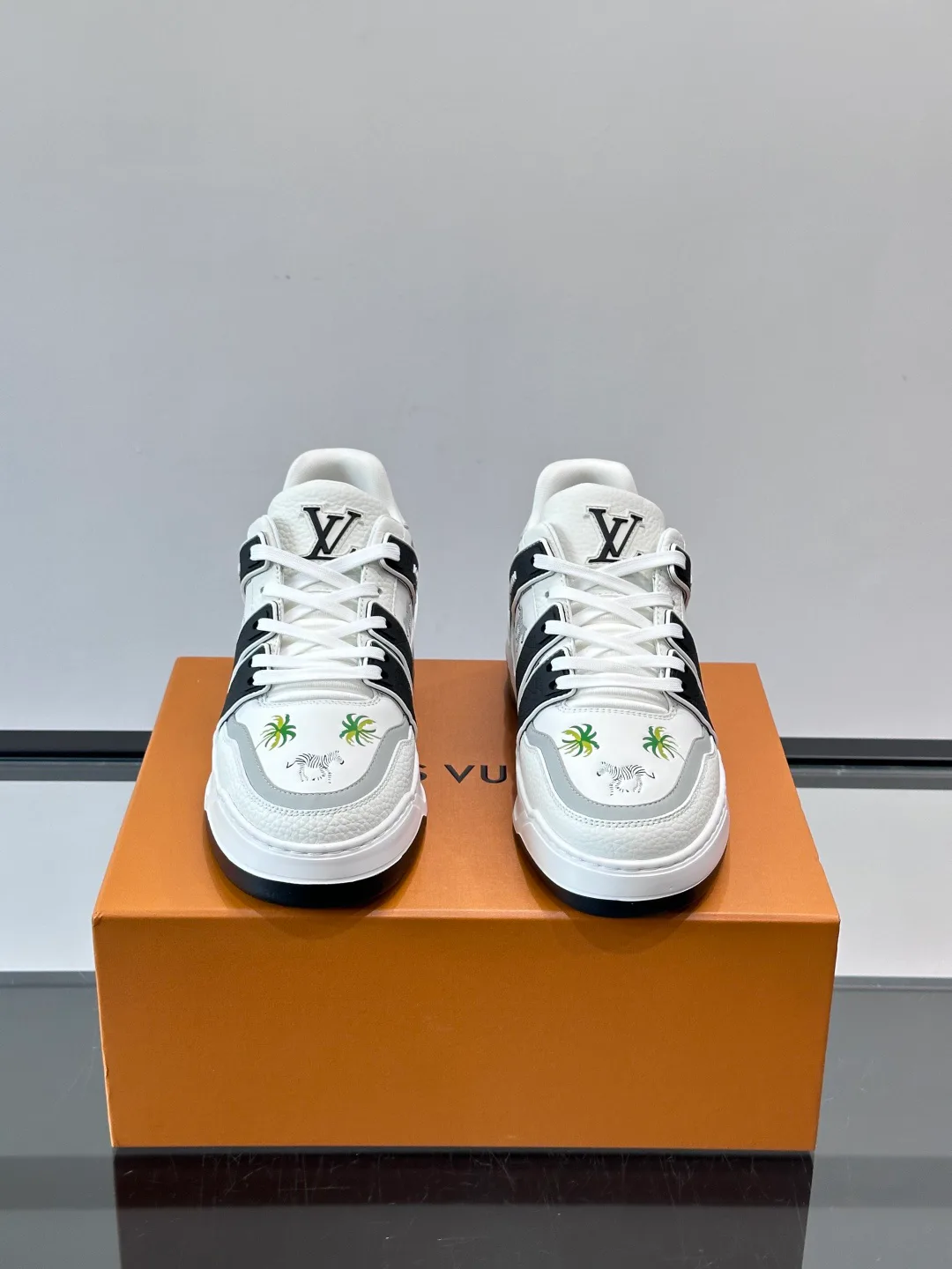 Кроссовки Мужские Louis Vuitton 13553751