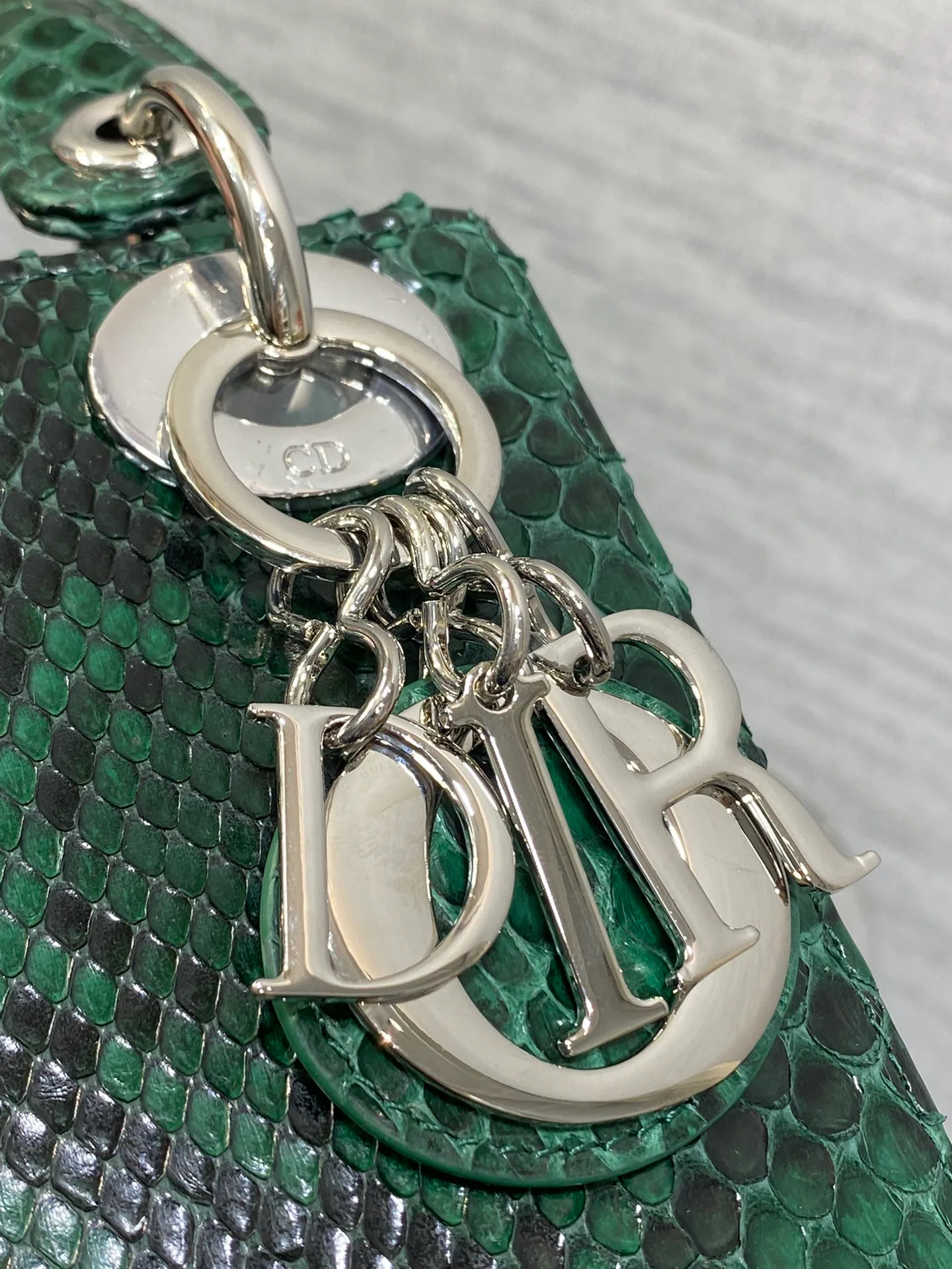 Классические Сумки Женские Christian Dior 11581738