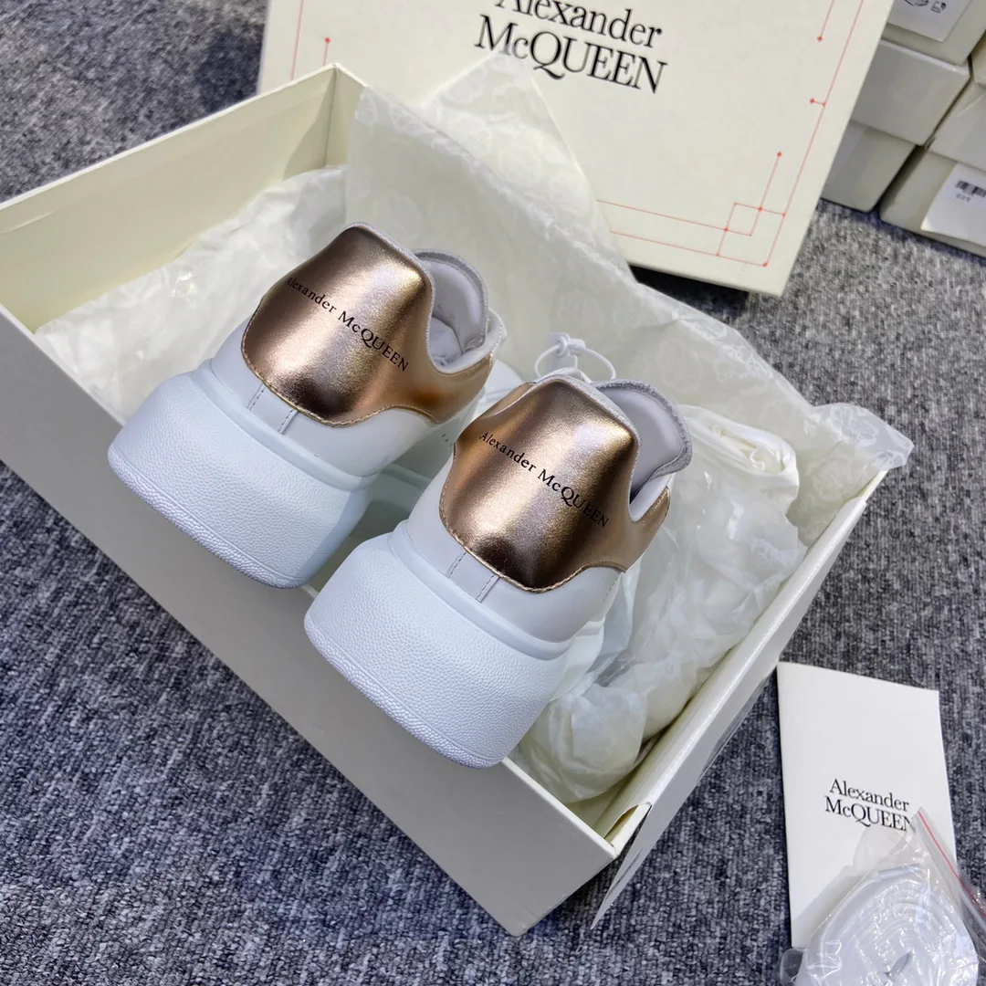 Кроссовки Женские Alexander Mcqueen 17963416
