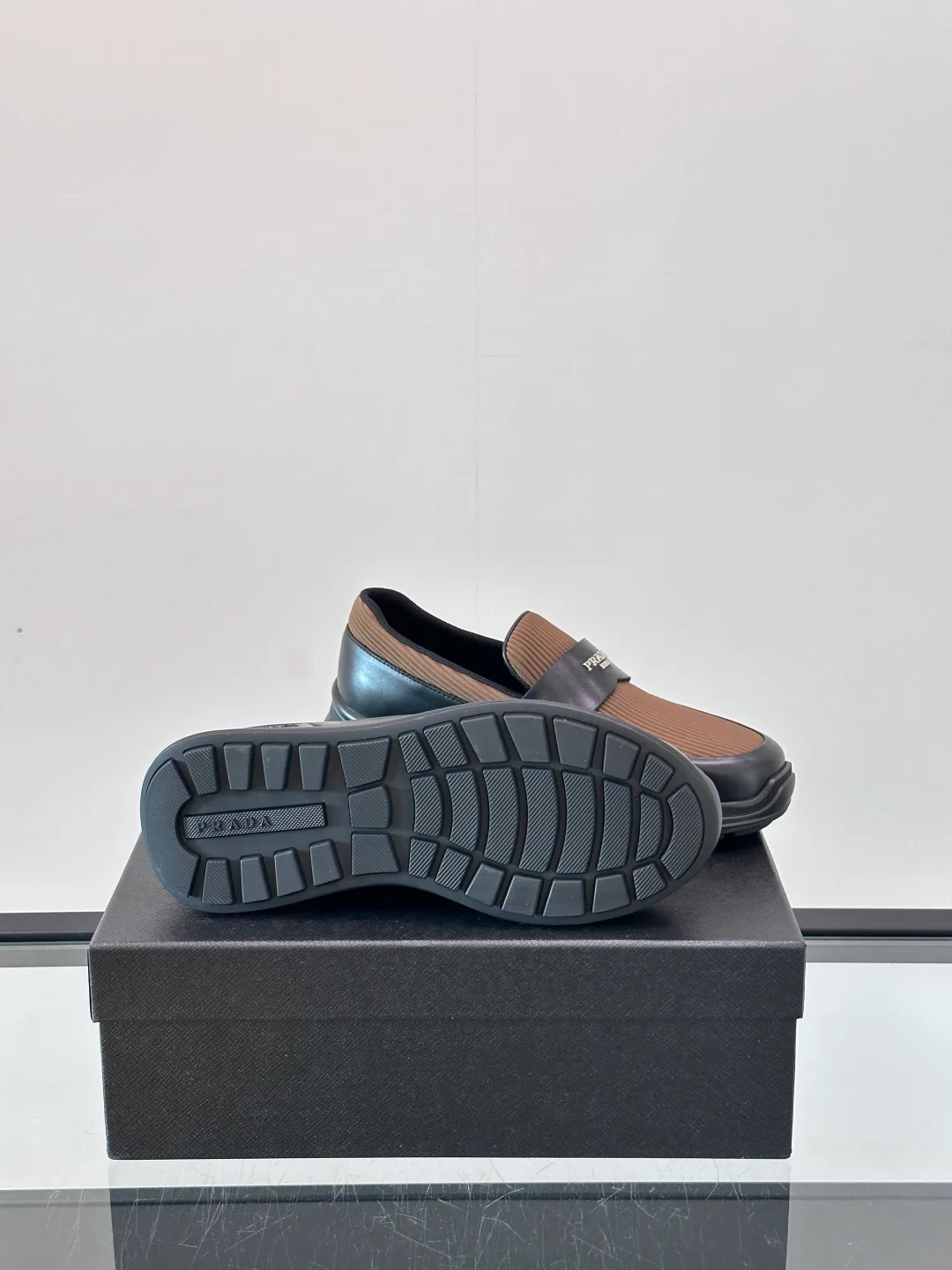 Лоферы И Туфли Мужские Prada 48044