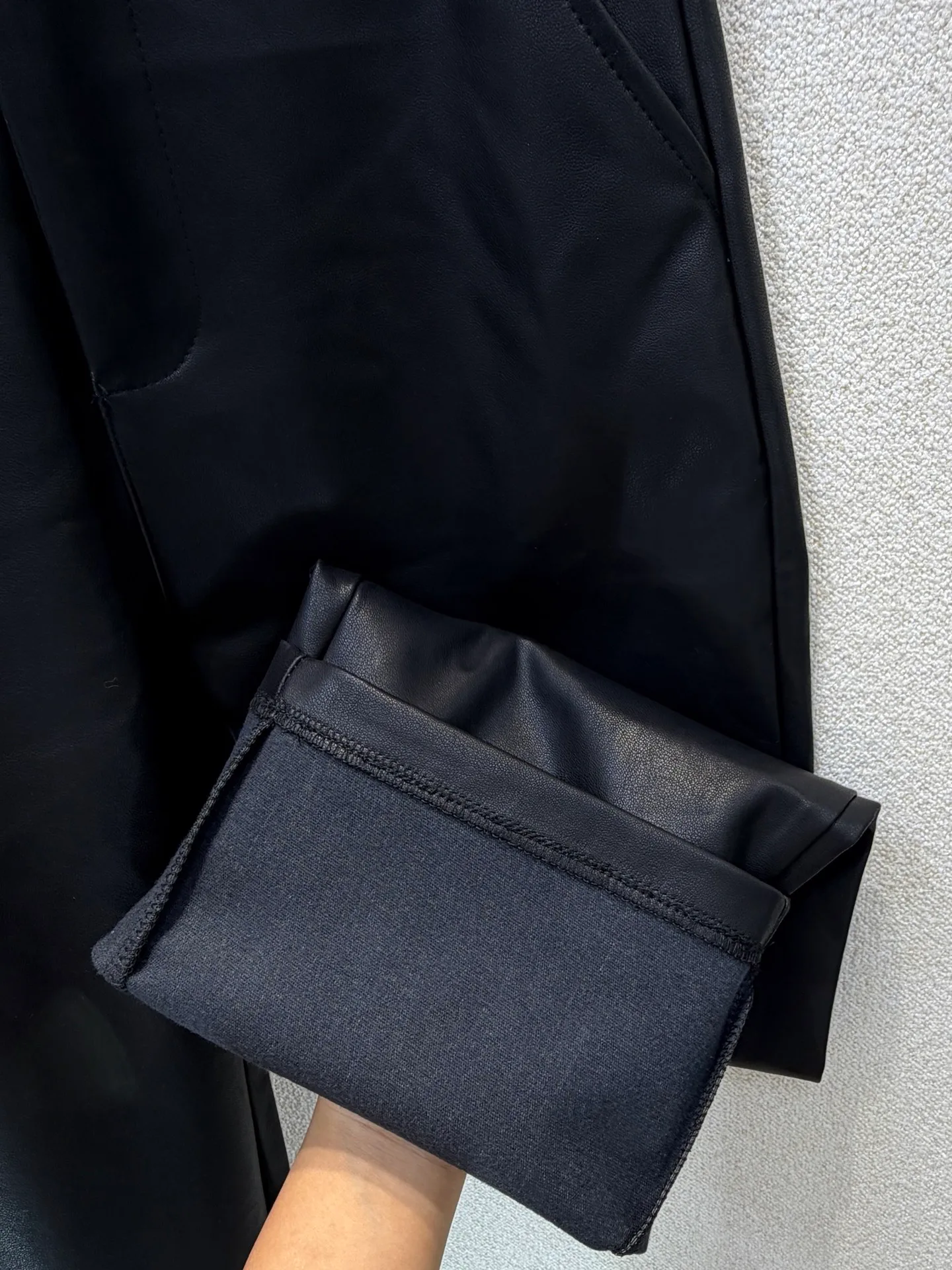 Брюки Женские Gucci 19260122